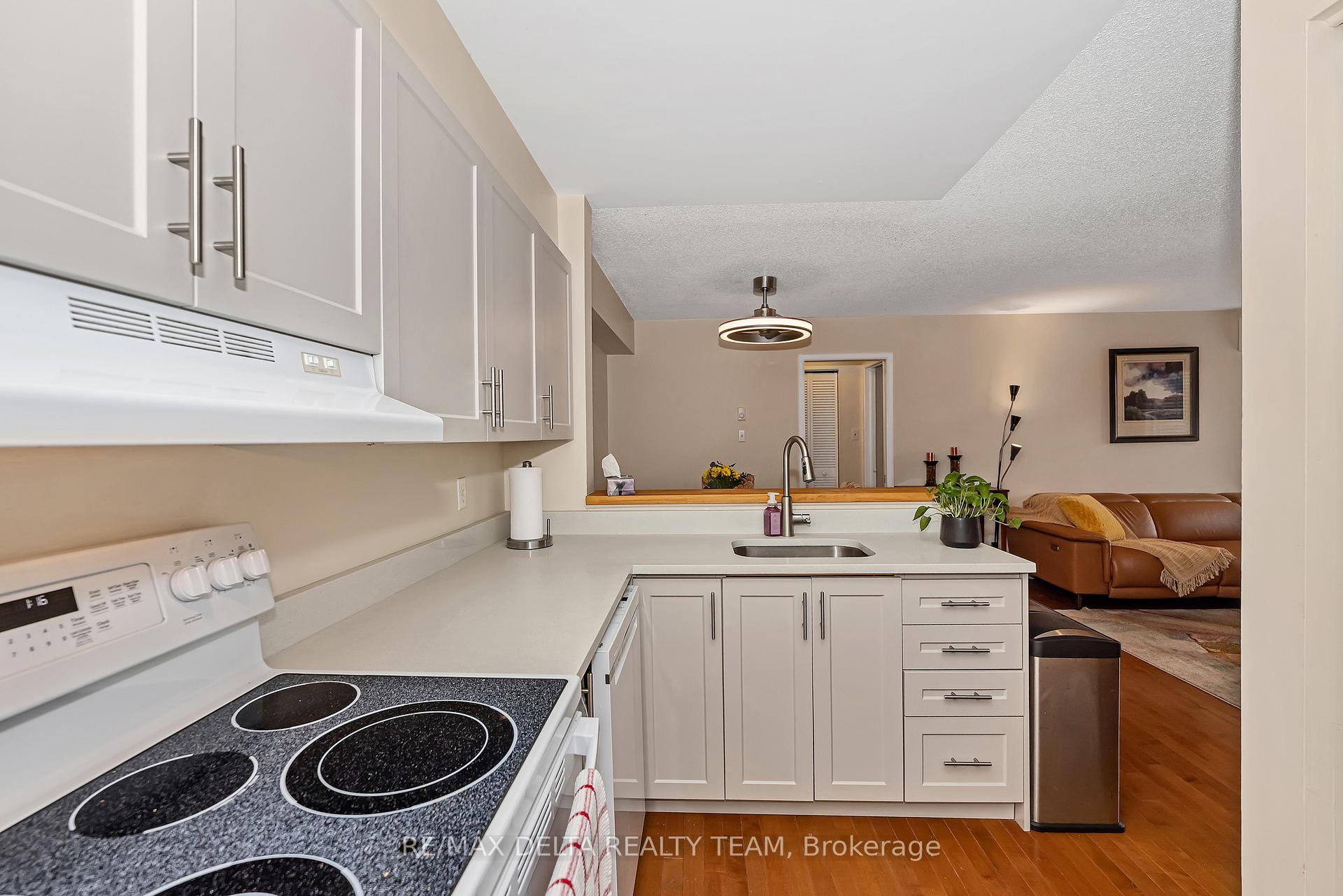 Photo 7 of Unit 108, 465 Canteval Terrace, Ottawa, Fallingbrook/Pineridge — HOMEH