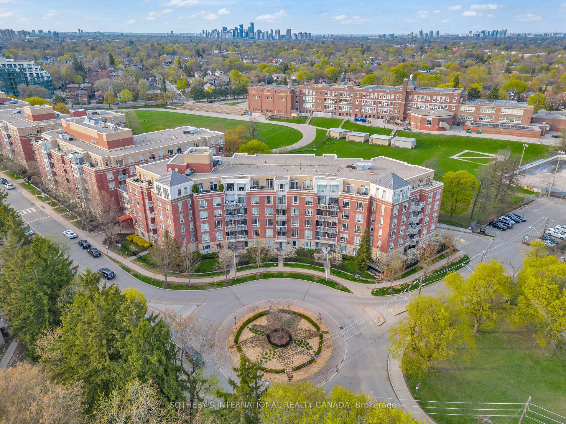 Photo 1 of Unit 506, 451 Rosewell Avenue, Toronto, Lawrence Park South — HOMEH