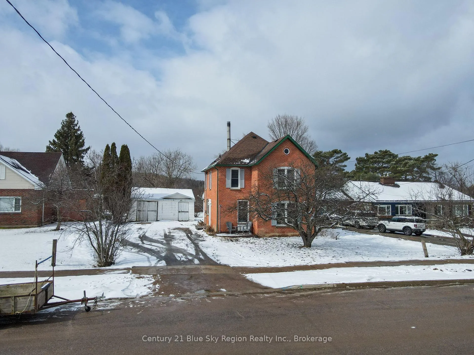 Photo 1 of 211 Edward Street S, Powassan — HOMEH