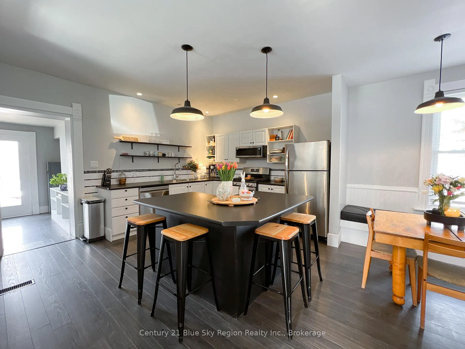 Photo 15 of 211 Edward Street S, Powassan — HOMEH