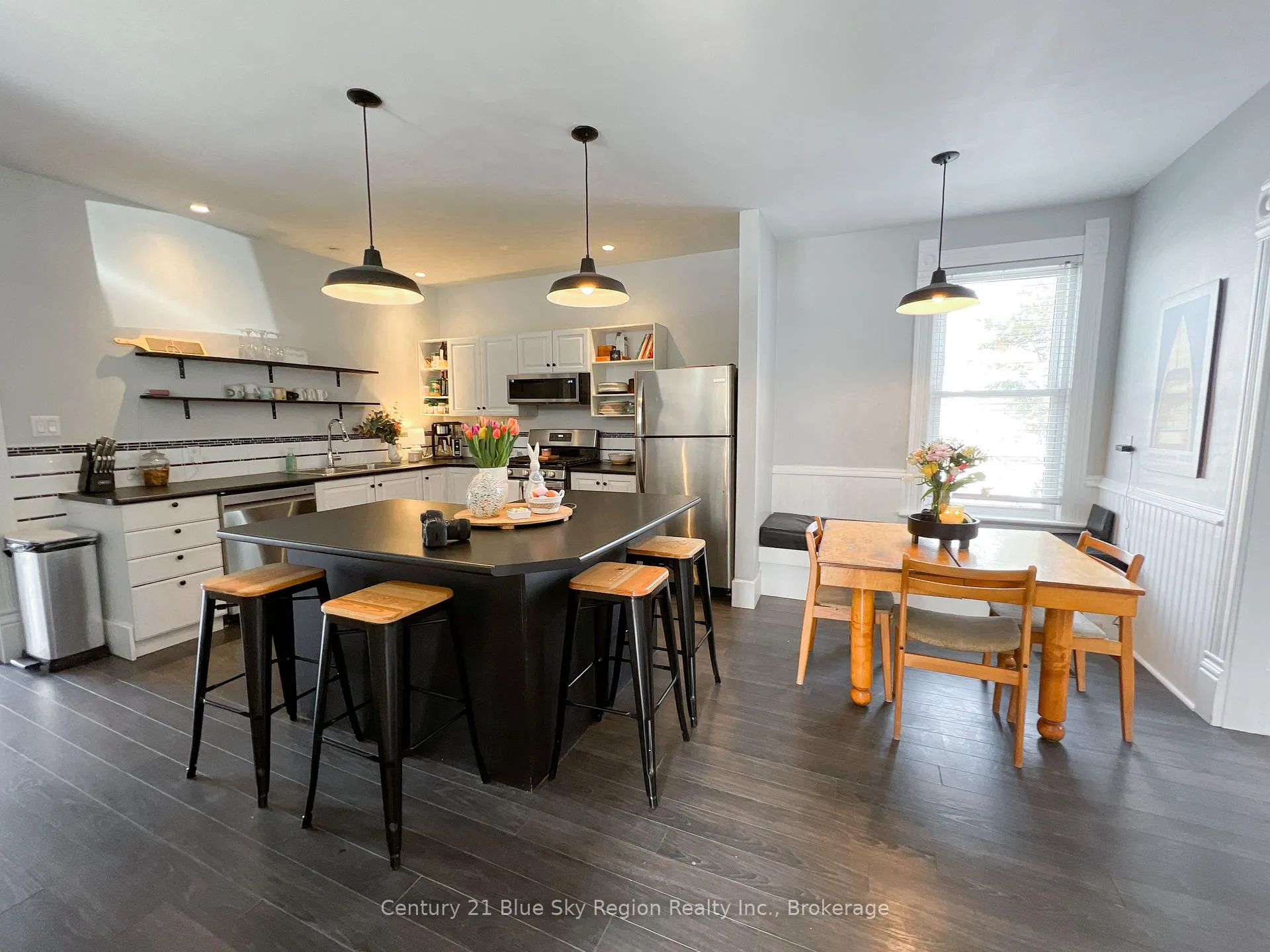 Photo 19 of 211 Edward Street S, Powassan — HOMEH