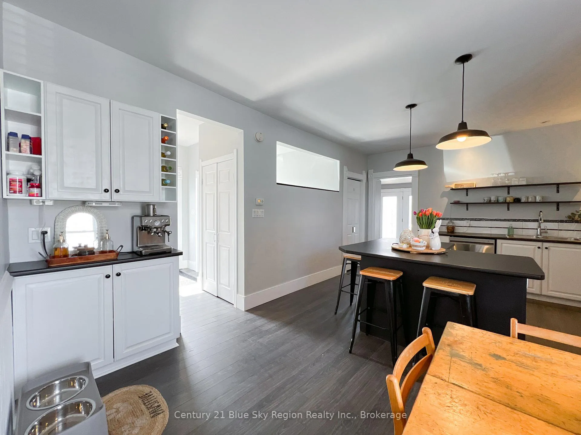 Photo 21 of 211 Edward Street S, Powassan — HOMEH