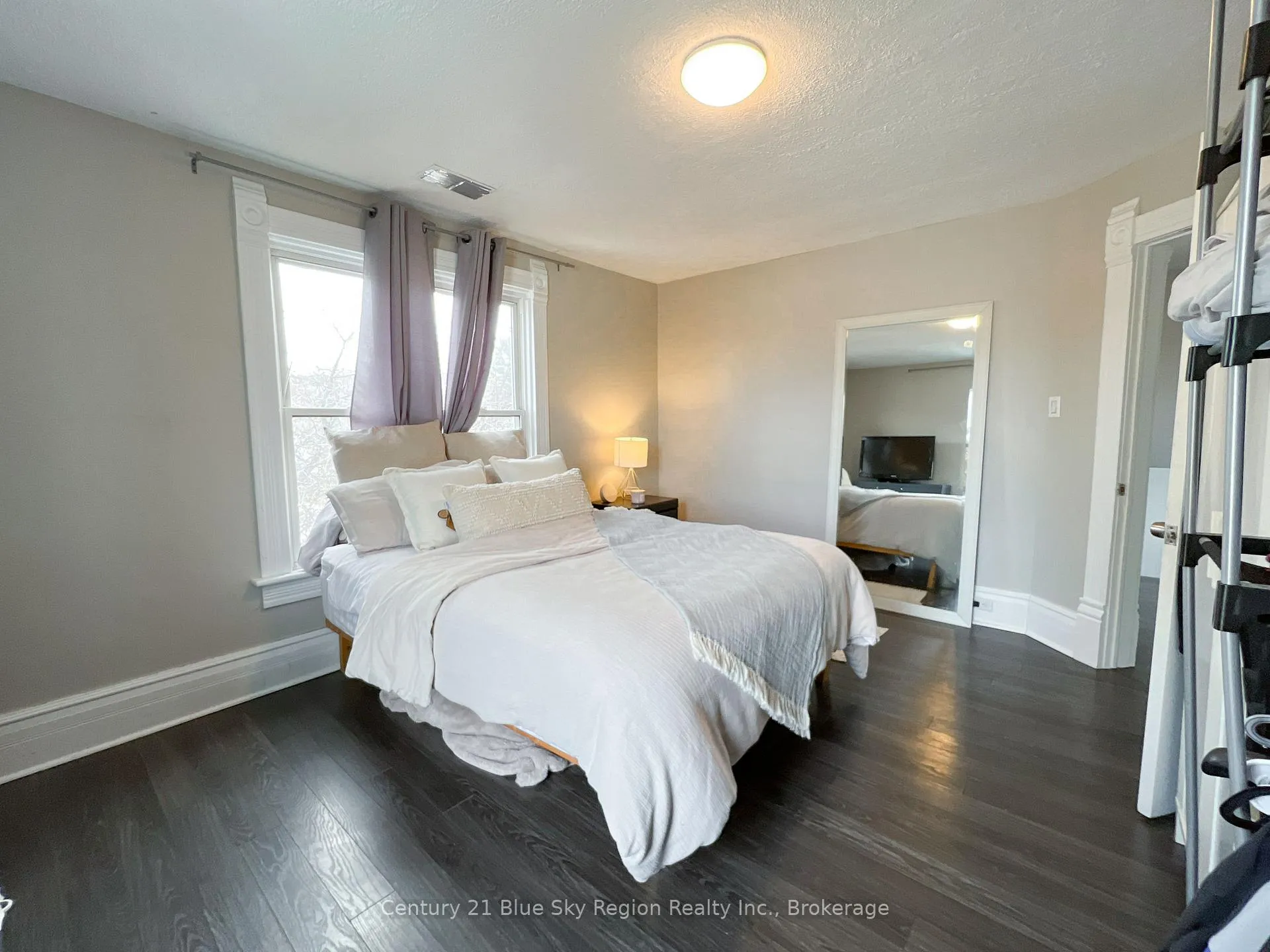 Photo 35 of 211 Edward Street S, Powassan — HOMEH