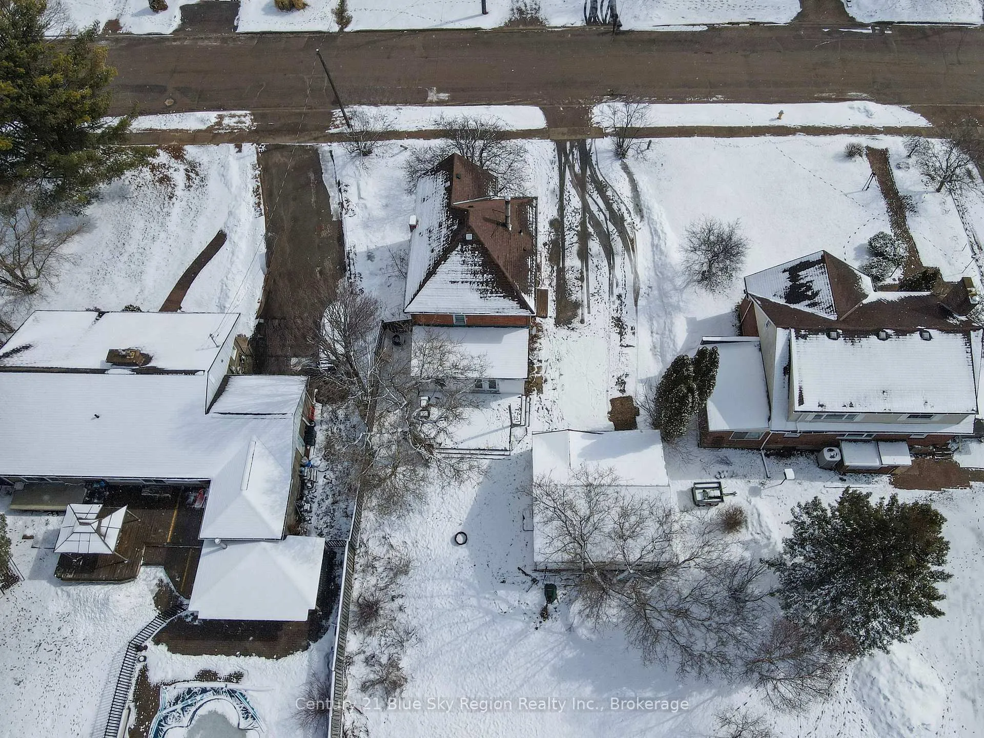 Photo 49 of 211 Edward Street S, Powassan — HOMEH