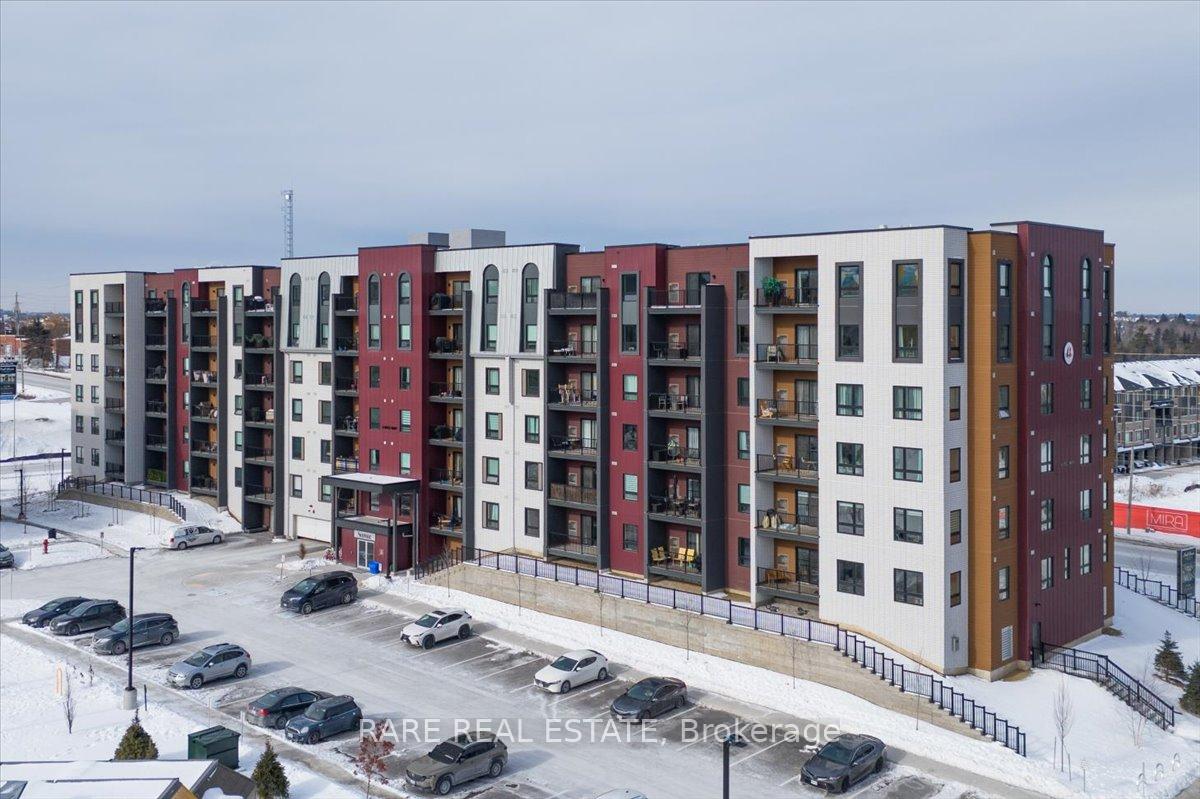 Photo 2 of Unit 210, 4 Spice Way, Barrie, Rural Barrie Southeast — HOMEH