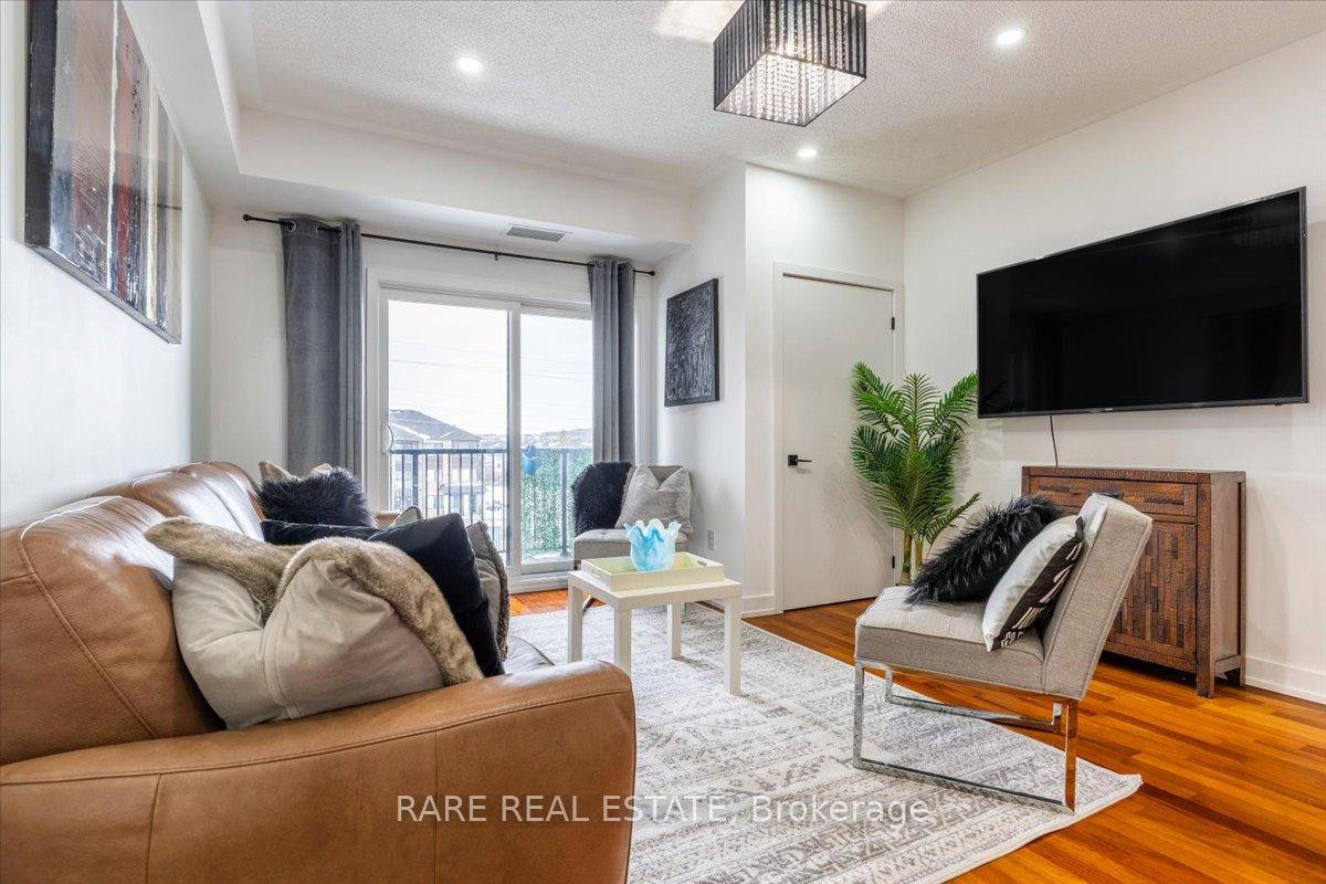 Photo 12 of Unit 210, 4 Spice Way, Barrie, Rural Barrie Southeast — HOMEH