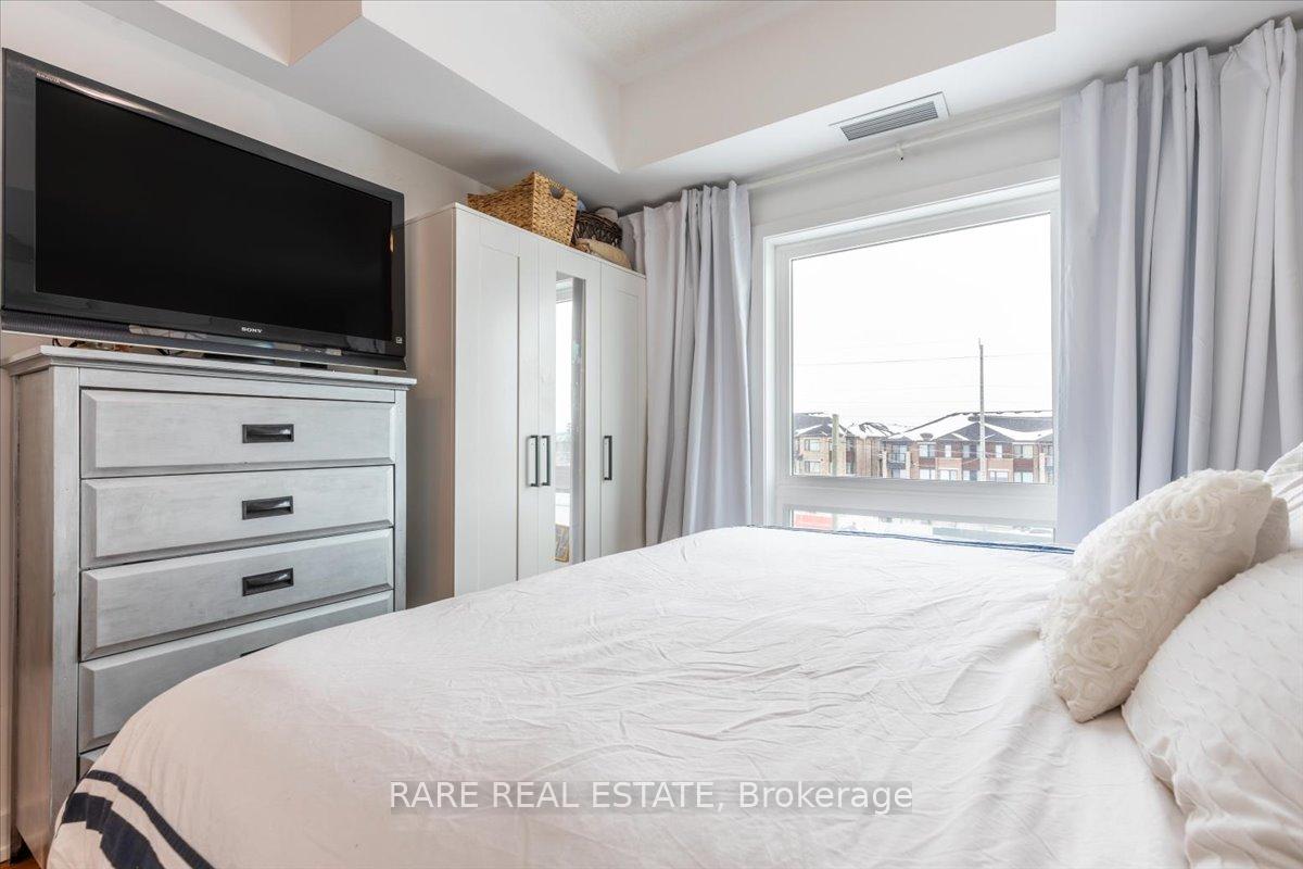 Photo 18 of Unit 210, 4 Spice Way, Barrie, Rural Barrie Southeast — HOMEH