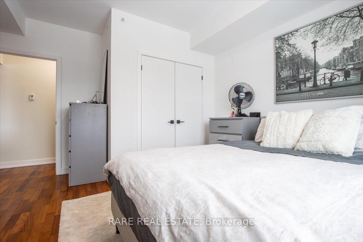 Photo 24 of Unit 210, 4 Spice Way, Barrie, Rural Barrie Southeast — HOMEH