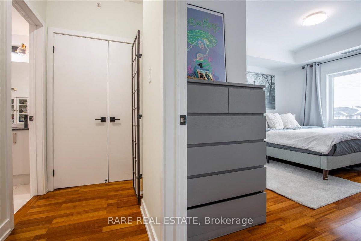 Photo 25 of Unit 210, 4 Spice Way, Barrie, Rural Barrie Southeast — HOMEH