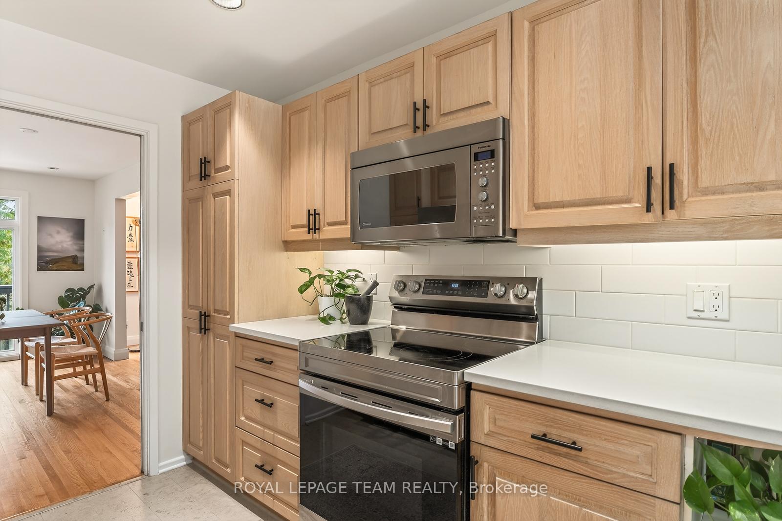 Photo 16 of Unit 10, 174 Dufferin Road, Ottawa, Lindenlea — HOMEH