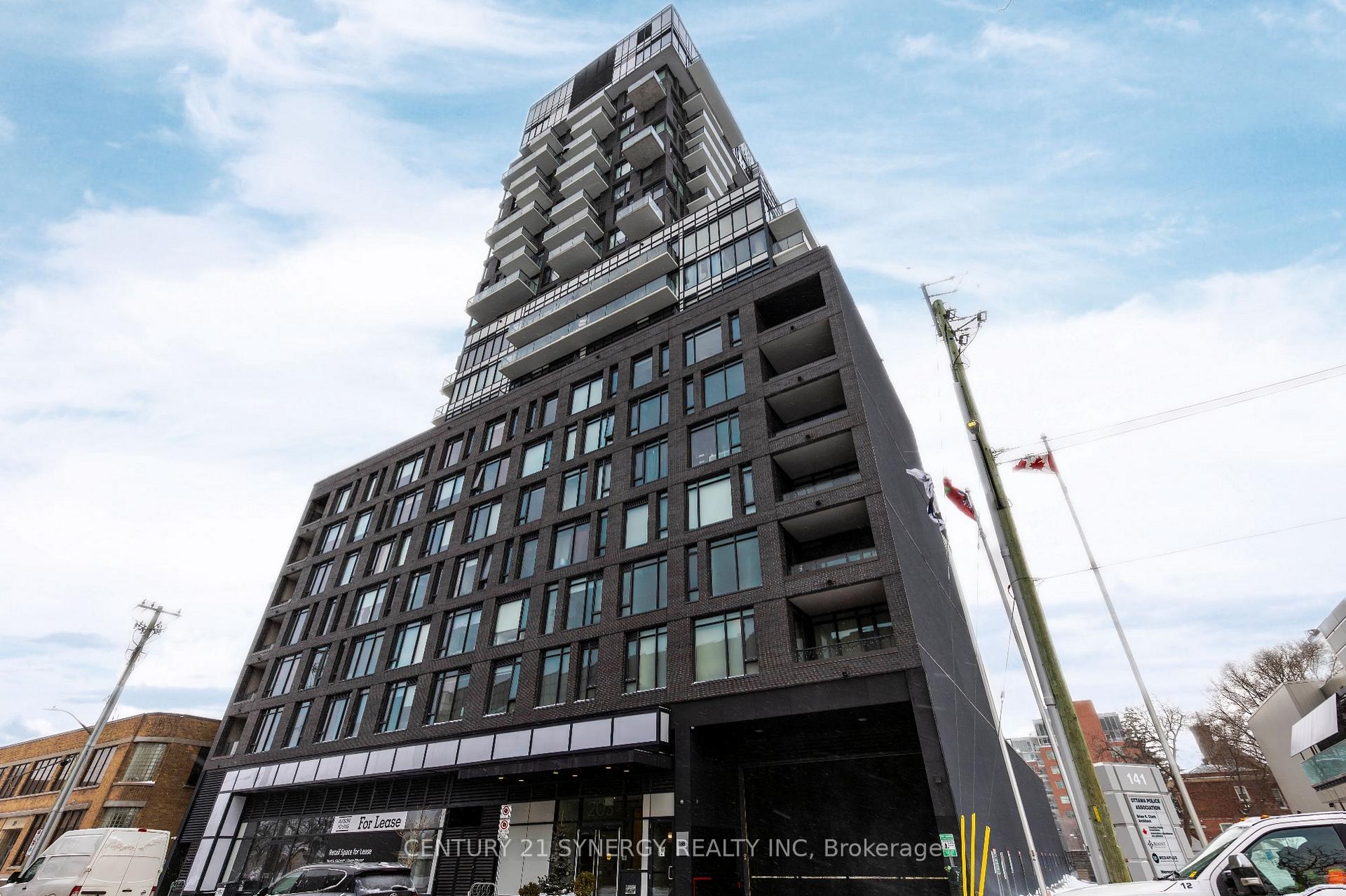 Front of Unit 1209, 203 Catherine Street