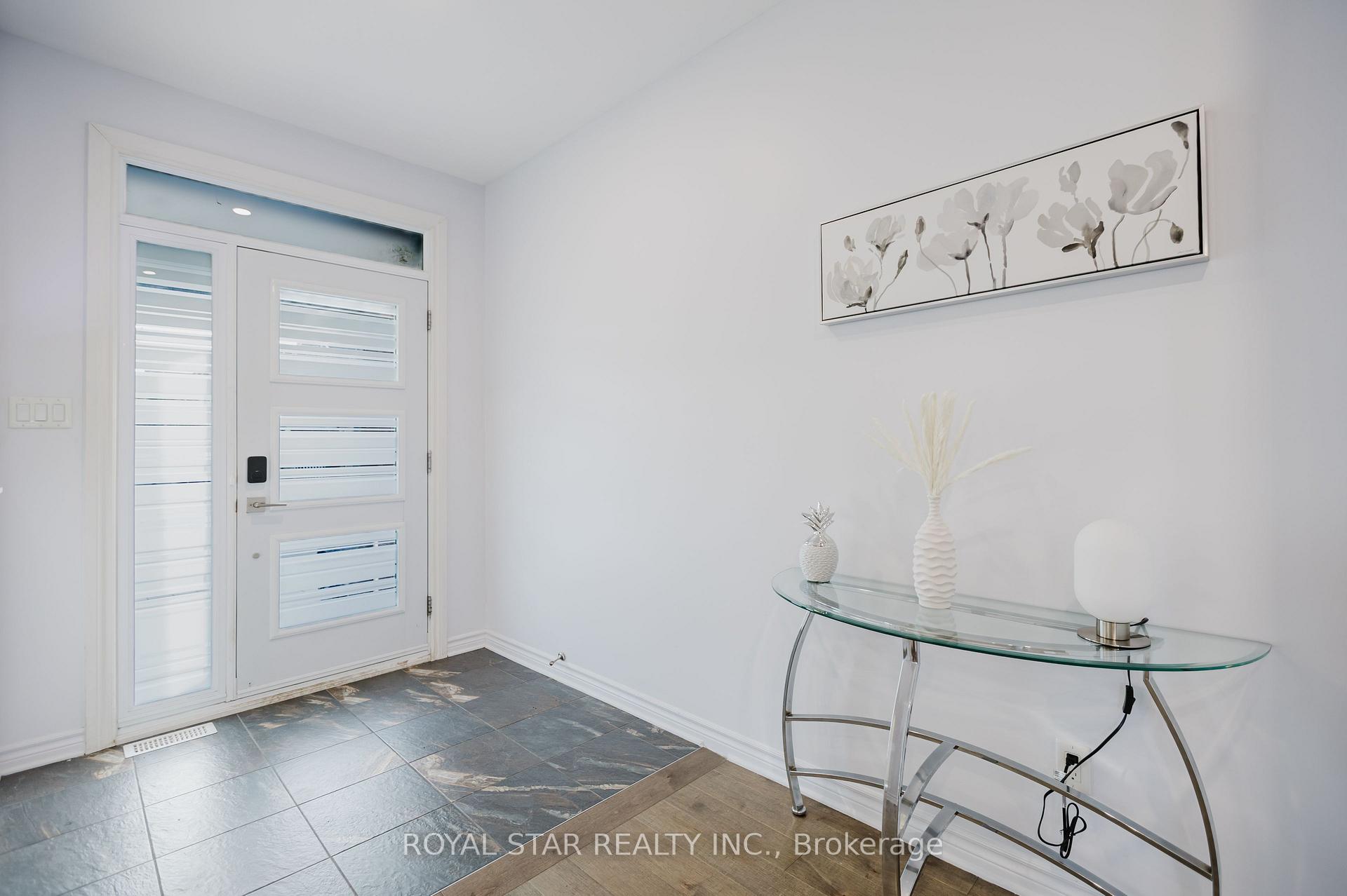Photo 2 of 316 Dunlin Ridge, Ottawa, Barrhaven - Half Moon Bay — HOMEH