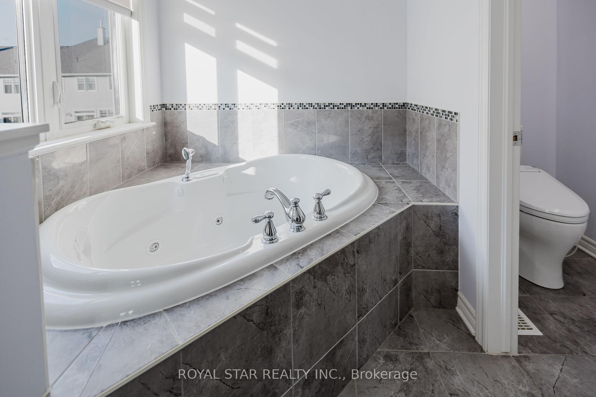 Photo 30 of 316 Dunlin Ridge, Ottawa, Barrhaven - Half Moon Bay — HOMEH