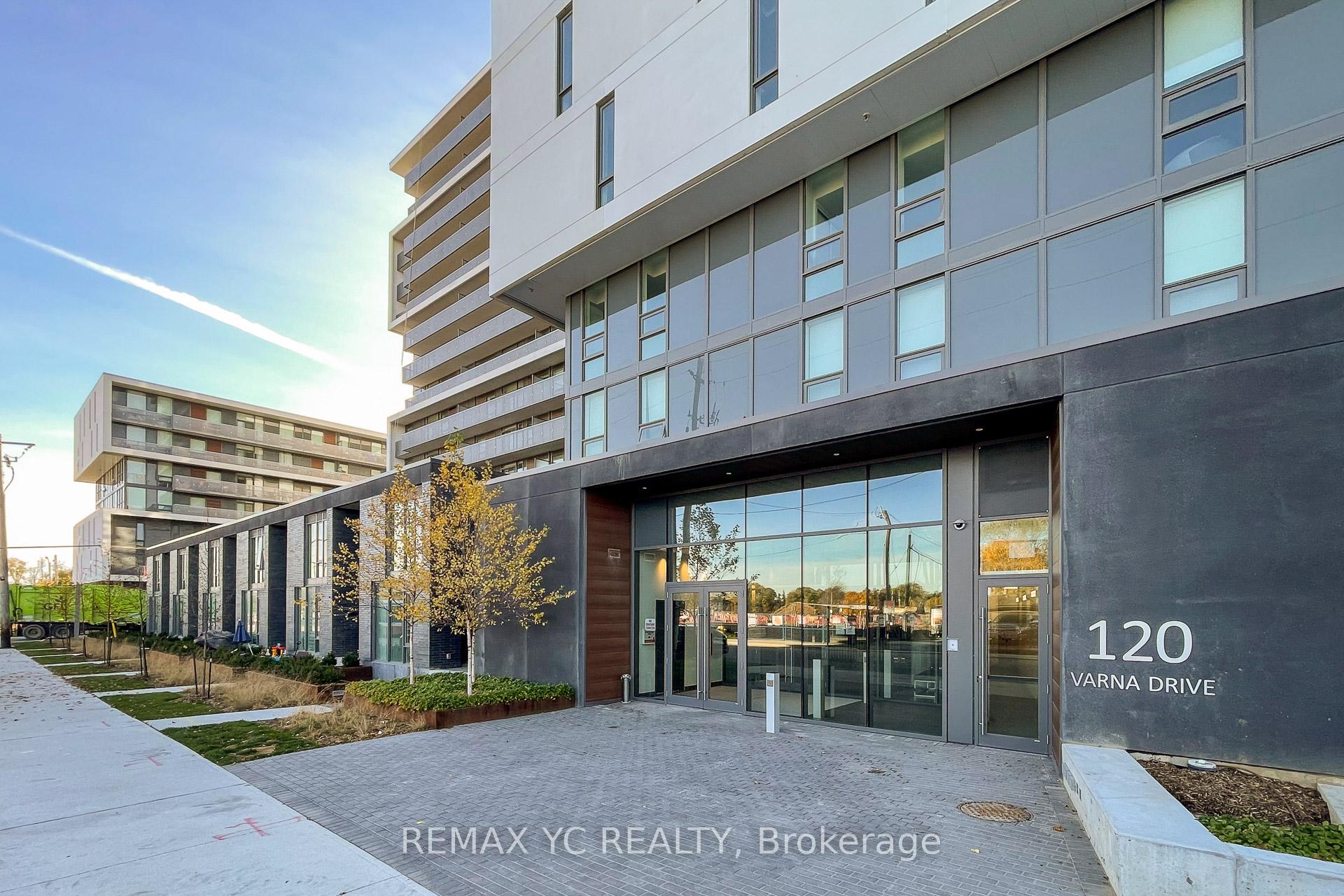 Photo 3 of Unit 715, 120 Varna Drive, Toronto, Englemount-Lawrence — HOMEH