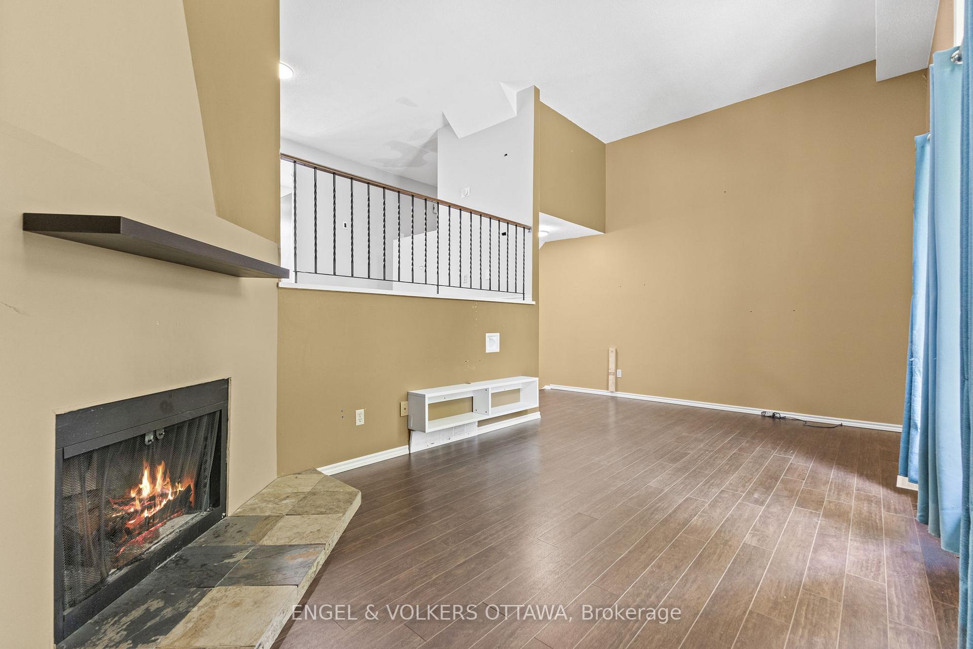Photo 7 of Unit 3, 3205 Uplands Drive, Ottawa, Hunt Club Woods — HOMEH