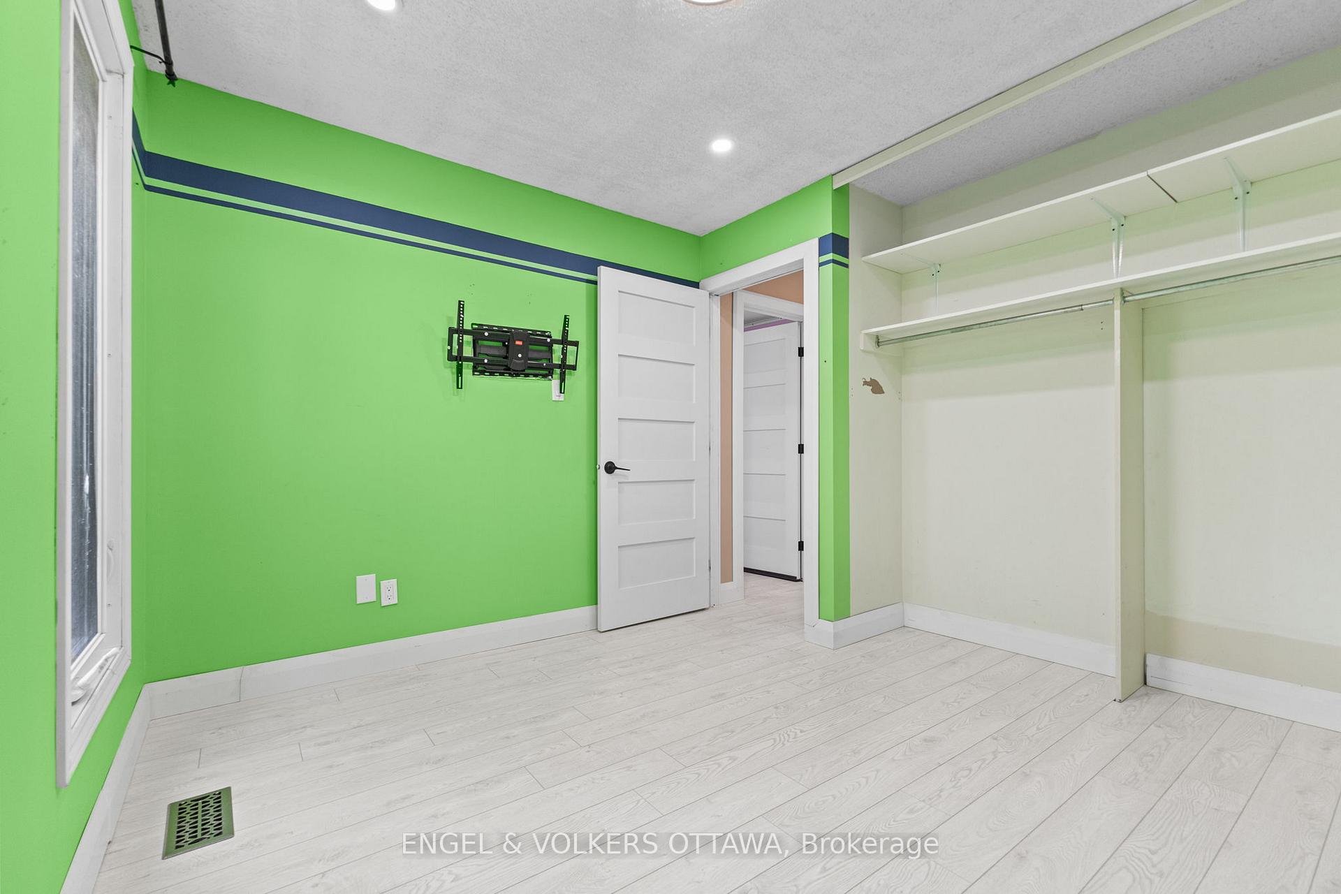 Photo 24 of Unit 3, 3205 Uplands Drive, Ottawa, Hunt Club Woods — HOMEH
