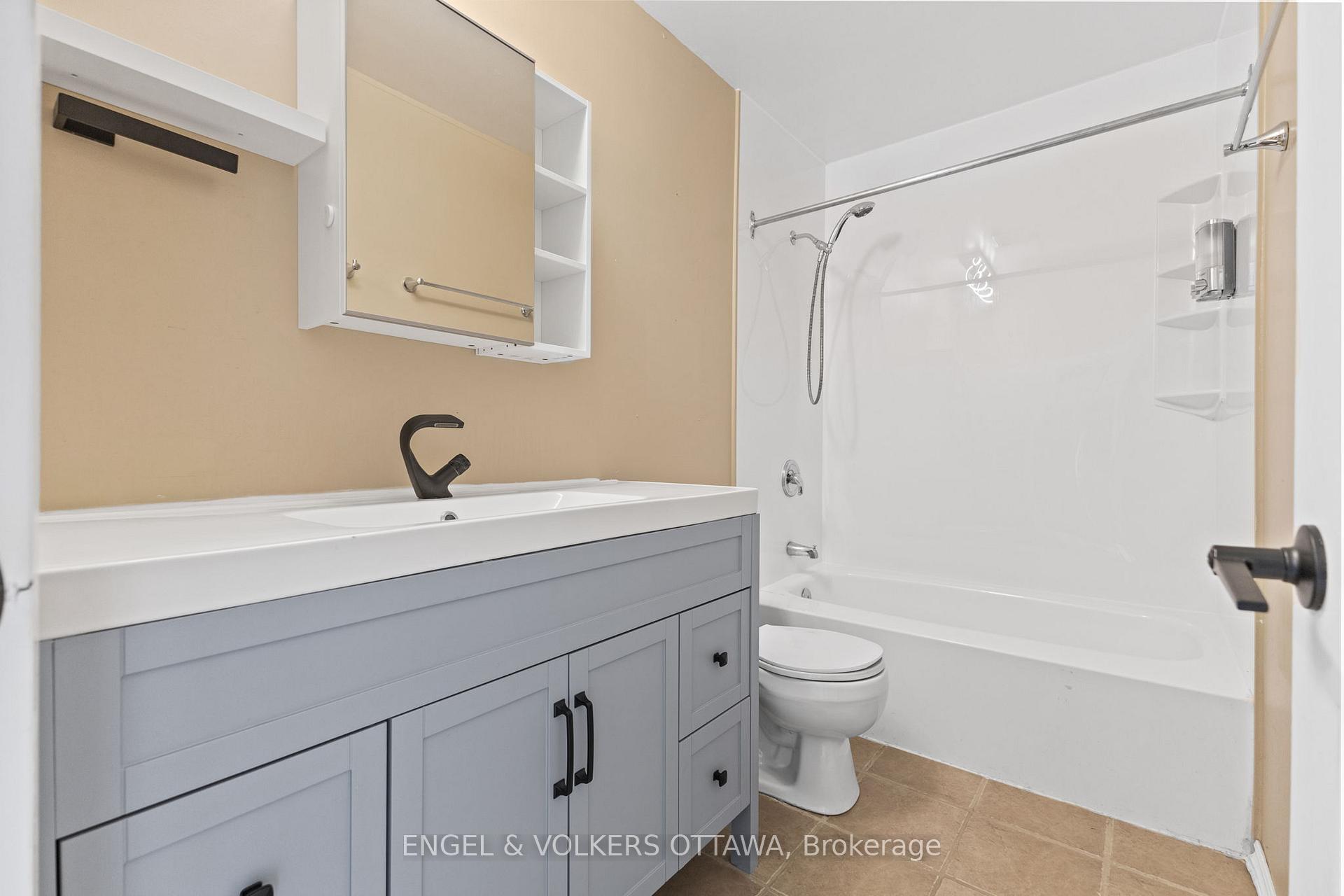 Photo 27 of Unit 3, 3205 Uplands Drive, Ottawa, Hunt Club Woods — HOMEH