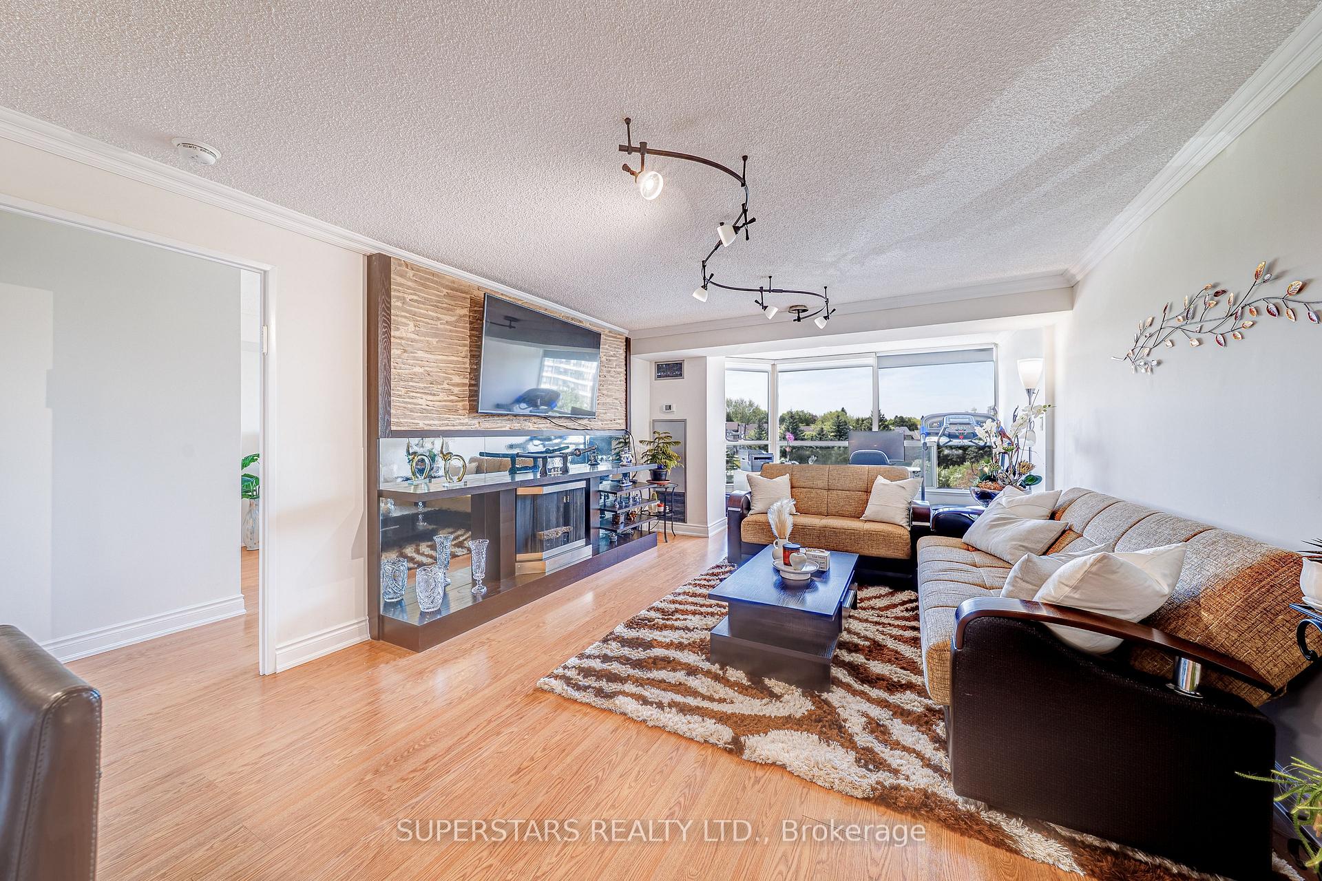 Photo 1 of Unit 512, 7300 Yonge Street, Vaughan, Crestwood-Springfarm-Yorkhill — HOMEH