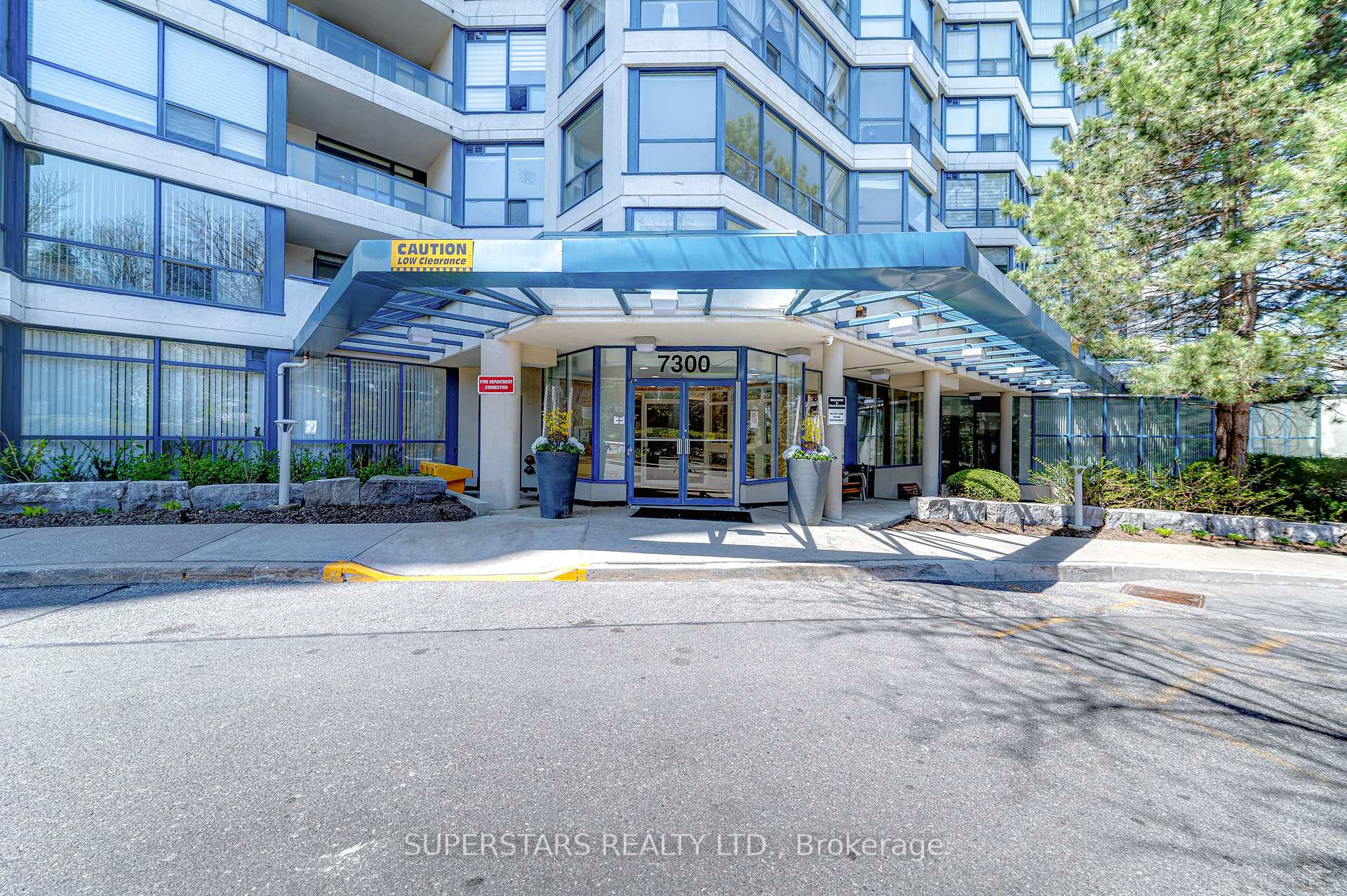 Photo 3 of Unit 512, 7300 Yonge Street, Vaughan, Crestwood-Springfarm-Yorkhill — HOMEH