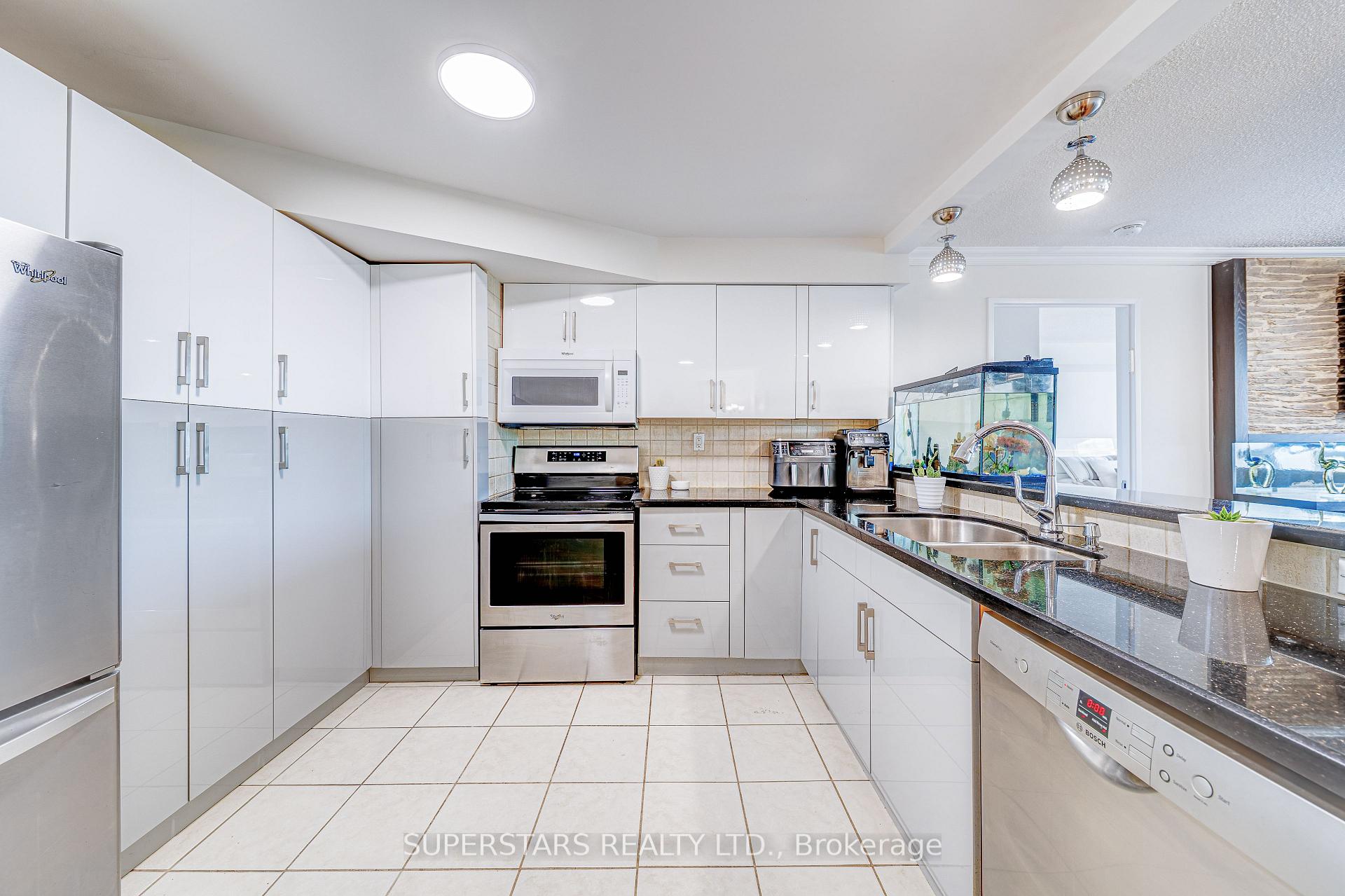 Photo 9 of Unit 512, 7300 Yonge Street, Vaughan, Crestwood-Springfarm-Yorkhill — HOMEH
