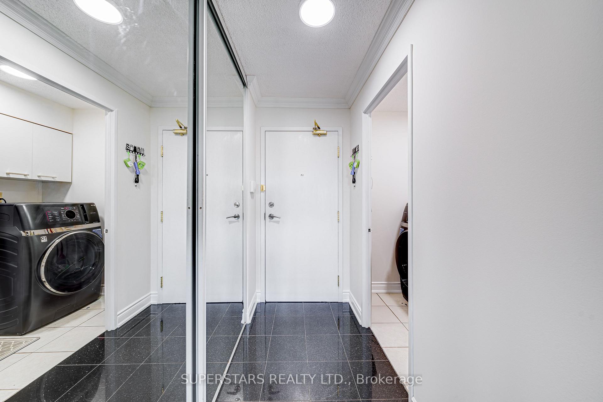Photo 11 of Unit 512, 7300 Yonge Street, Vaughan, Crestwood-Springfarm-Yorkhill — HOMEH