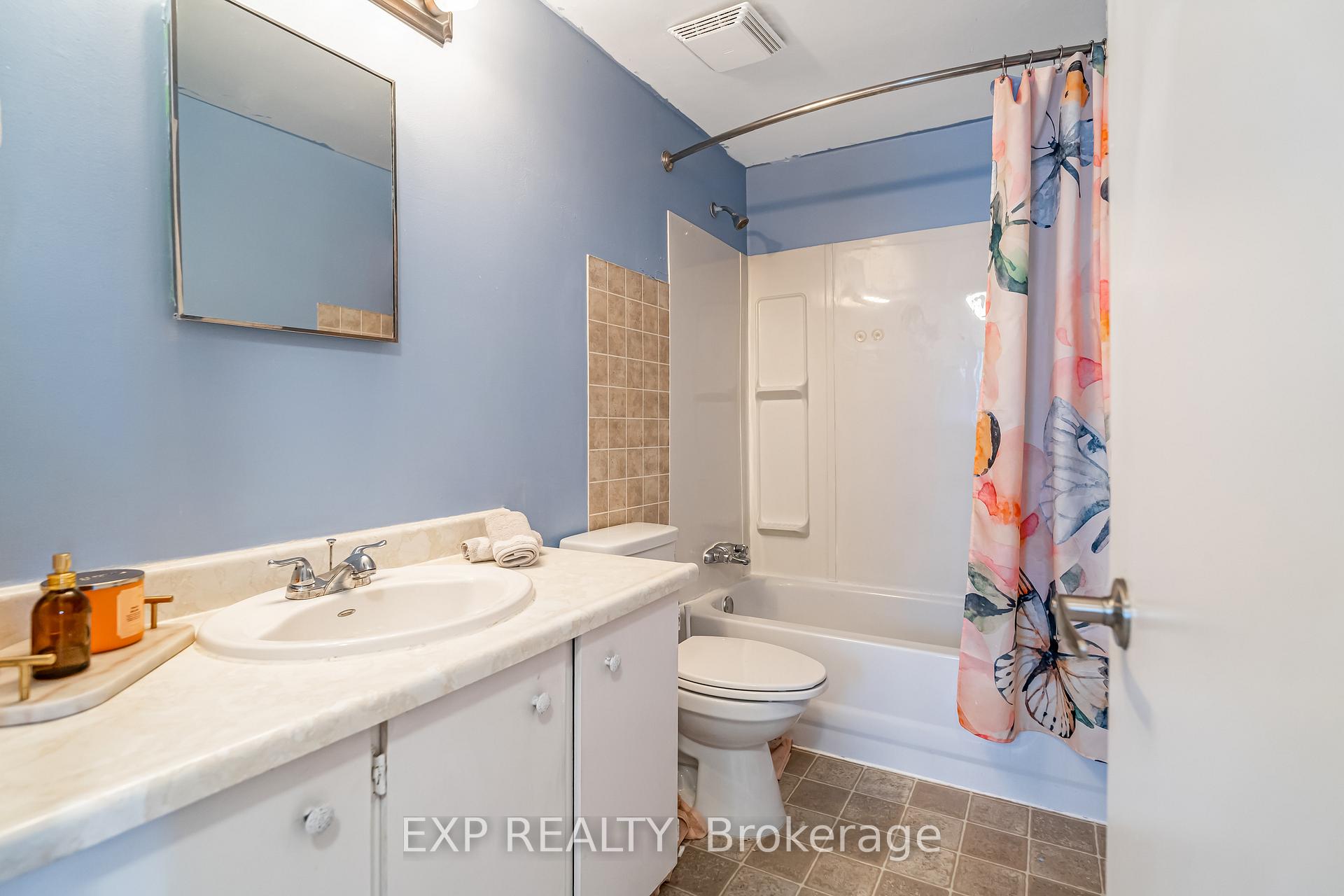 Photo 15 of Unit 117, 3136 Stockton Drive, Ottawa, Blossom Park/Kemp Park/Findlay Creek — HOMEH