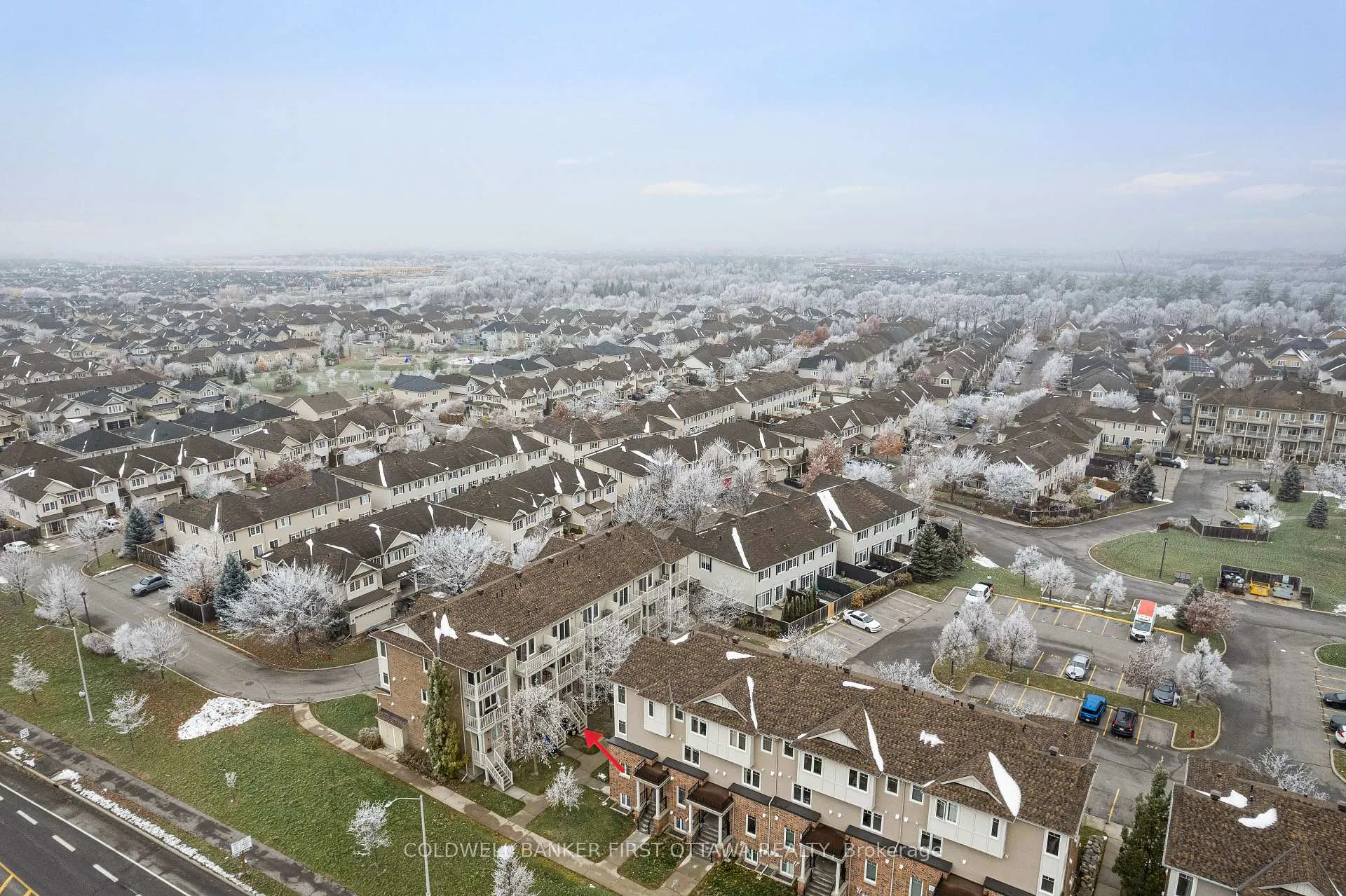 Photo 4 of 150 Urbancrest Private, Ottawa, Barrhaven - Stonebridge — HOMEH
