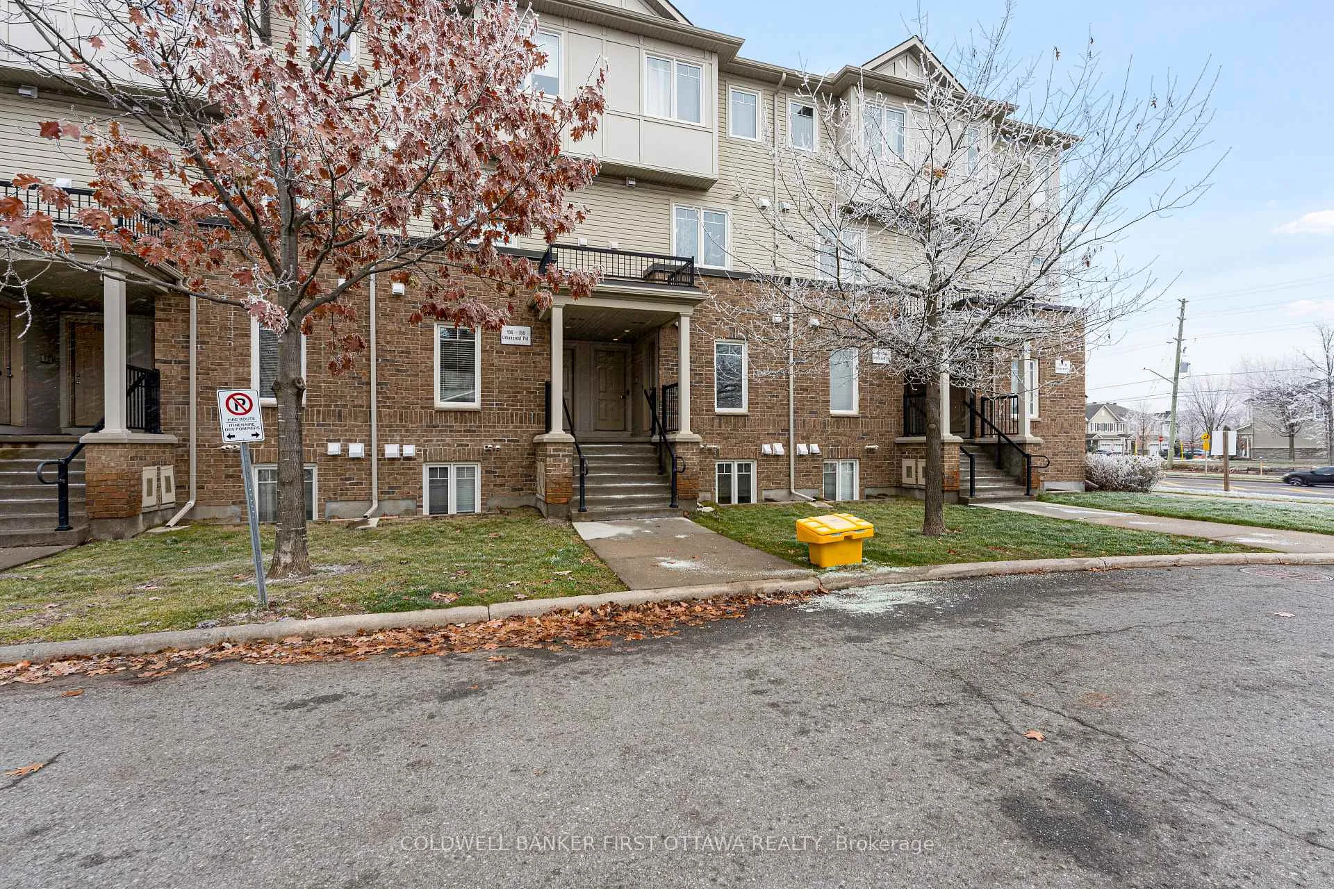 Photo 9 of 150 Urbancrest Private, Ottawa, Barrhaven - Stonebridge — HOMEH