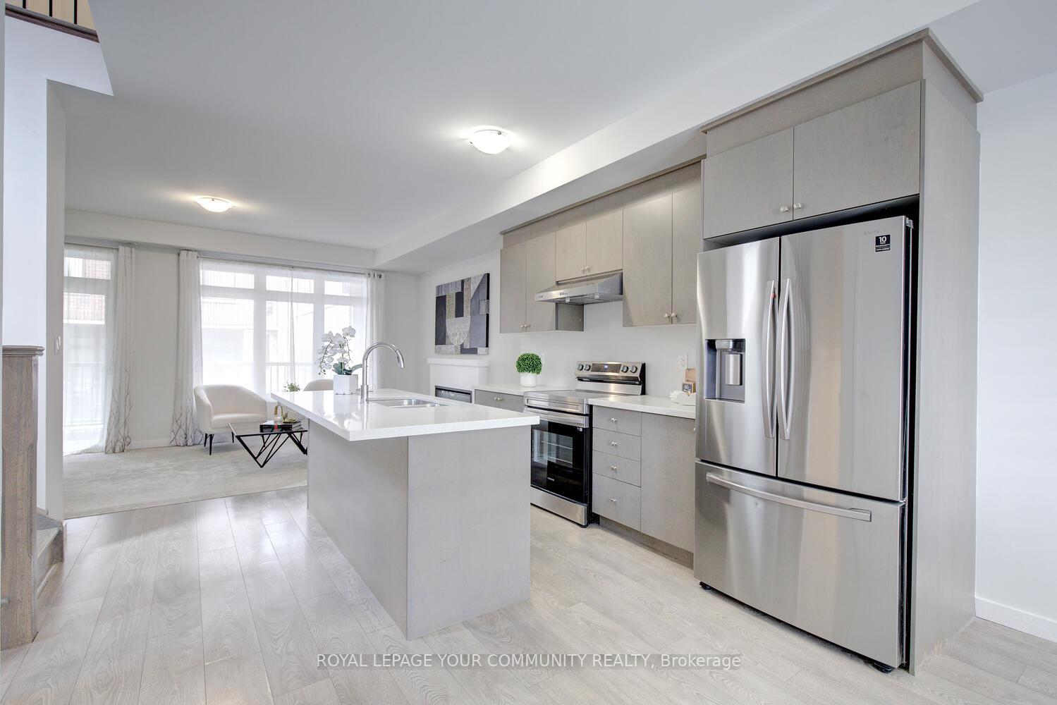 Photo 5 of Unit 8, 10270 Keele Street, Vaughan, Maple — HOMEH