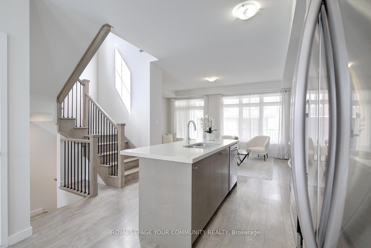 Photo 6 of Unit 8, 10270 Keele Street, Vaughan, Maple — HOMEH