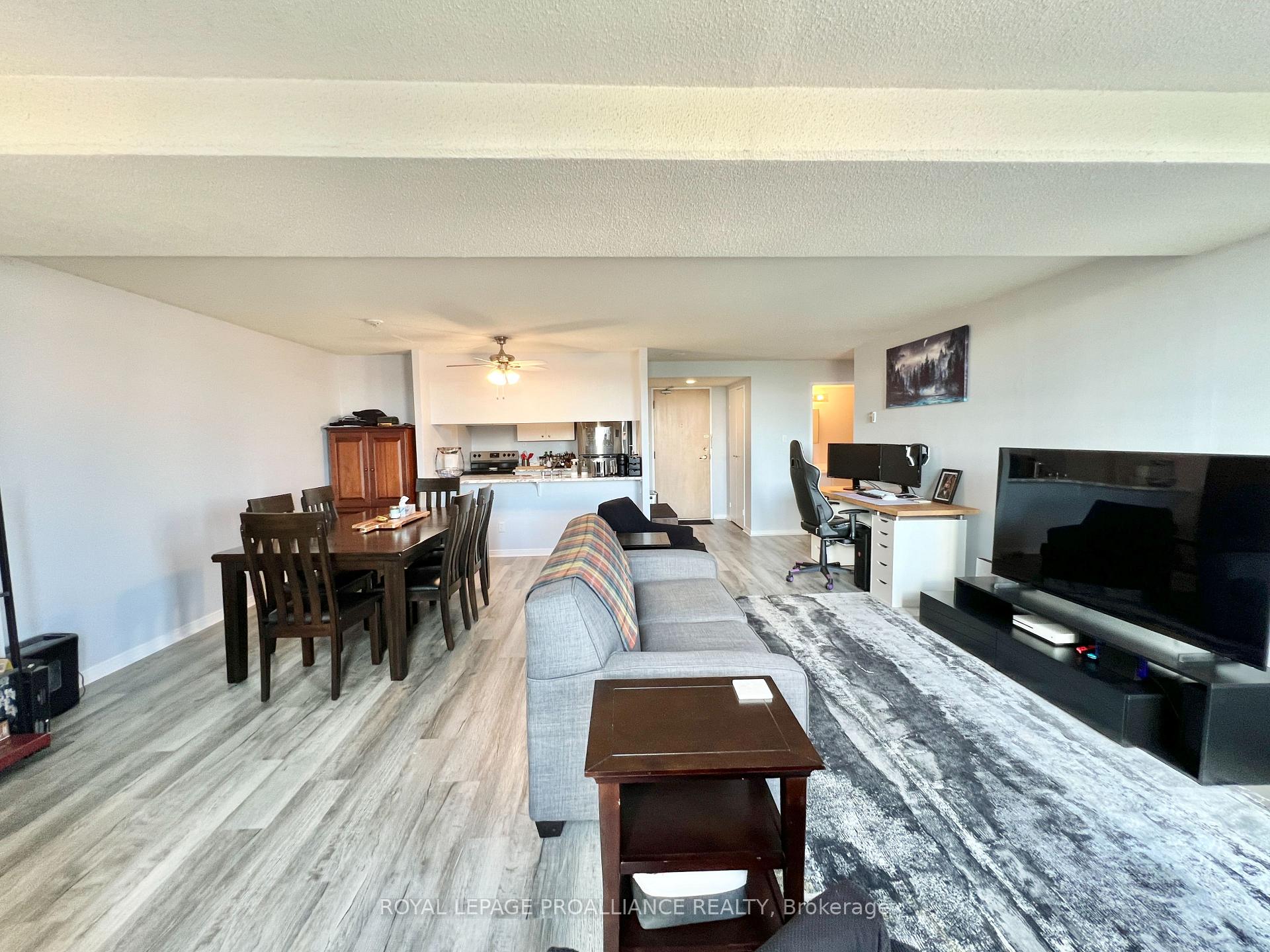 Photo 4 of Unit 406, 350 Front Street, Belleville, Belleville Ward — HOMEH