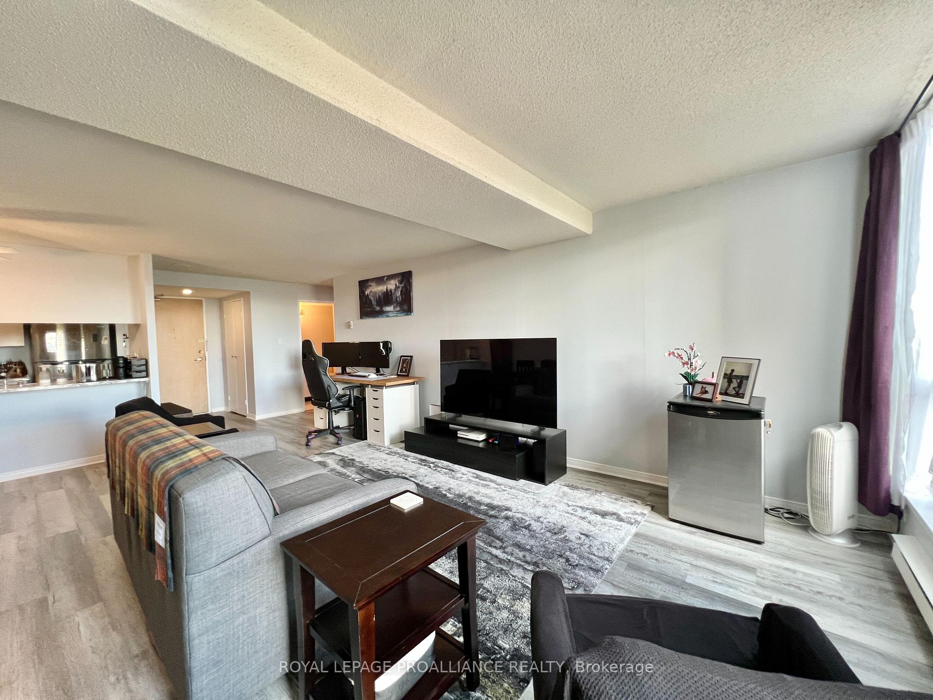 Photo 7 of Unit 406, 350 Front Street, Belleville, Belleville Ward — HOMEH