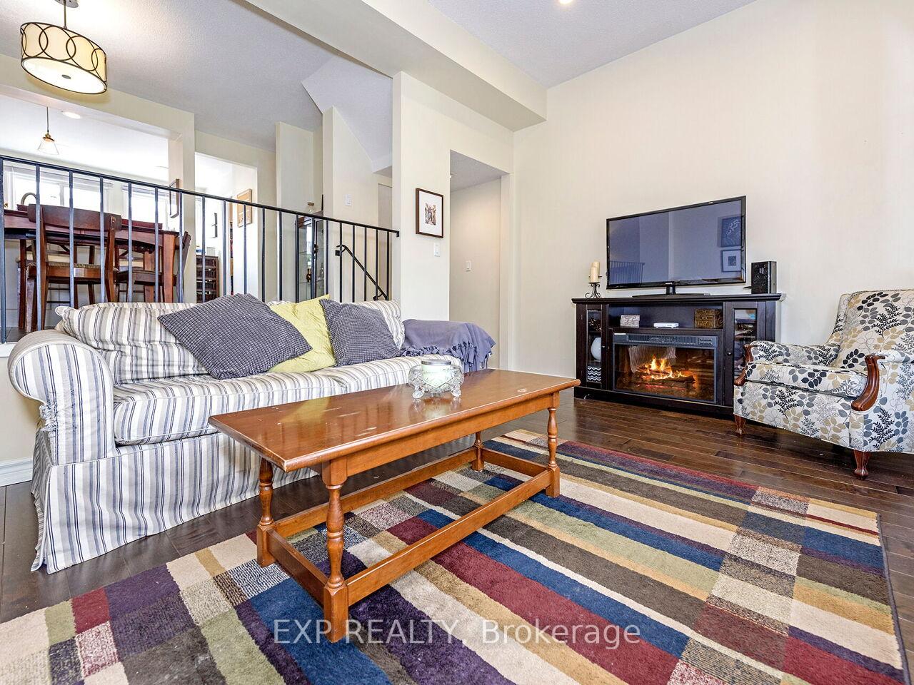 Photo 8 of Unit 9, 12 Briar Lane, Hamilton, Dundas — HOMEH