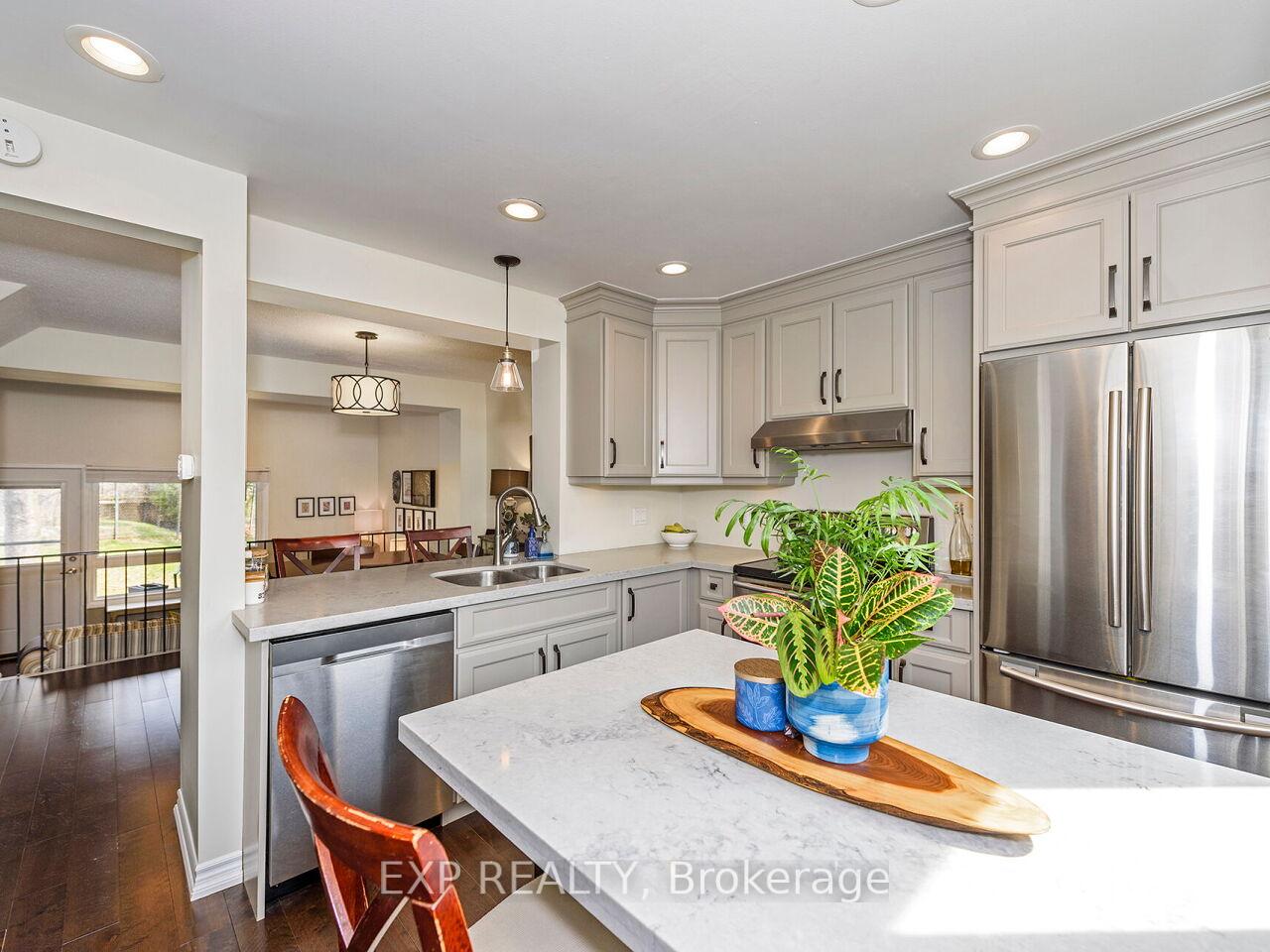 Photo 15 of Unit 9, 12 Briar Lane, Hamilton, Dundas — HOMEH