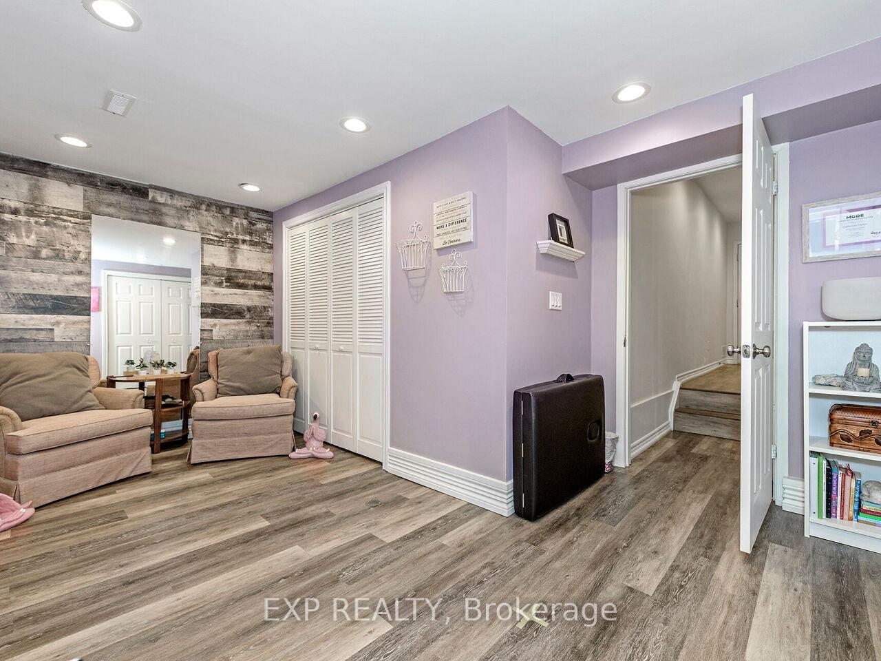 Photo 43 of Unit 9, 12 Briar Lane, Hamilton, Dundas — HOMEH