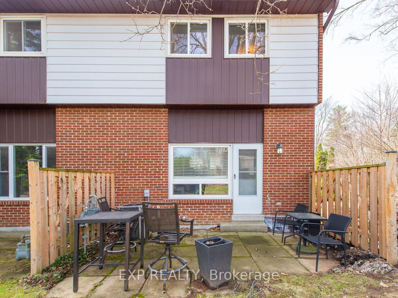 Photo 47 of Unit 9, 12 Briar Lane, Hamilton, Dundas — HOMEH