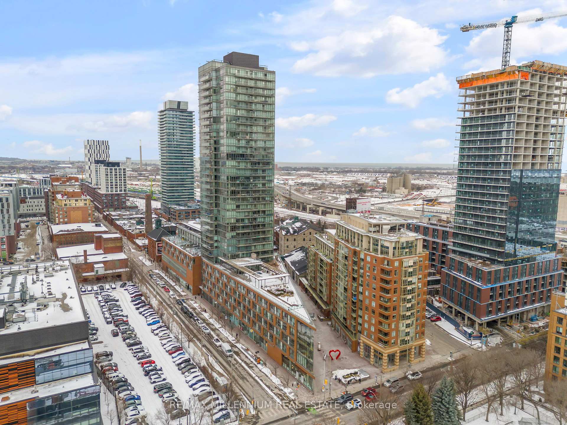 Photo 4 of Unit 501, 33 Mill Street, Toronto, Waterfront Communities — HOMEH