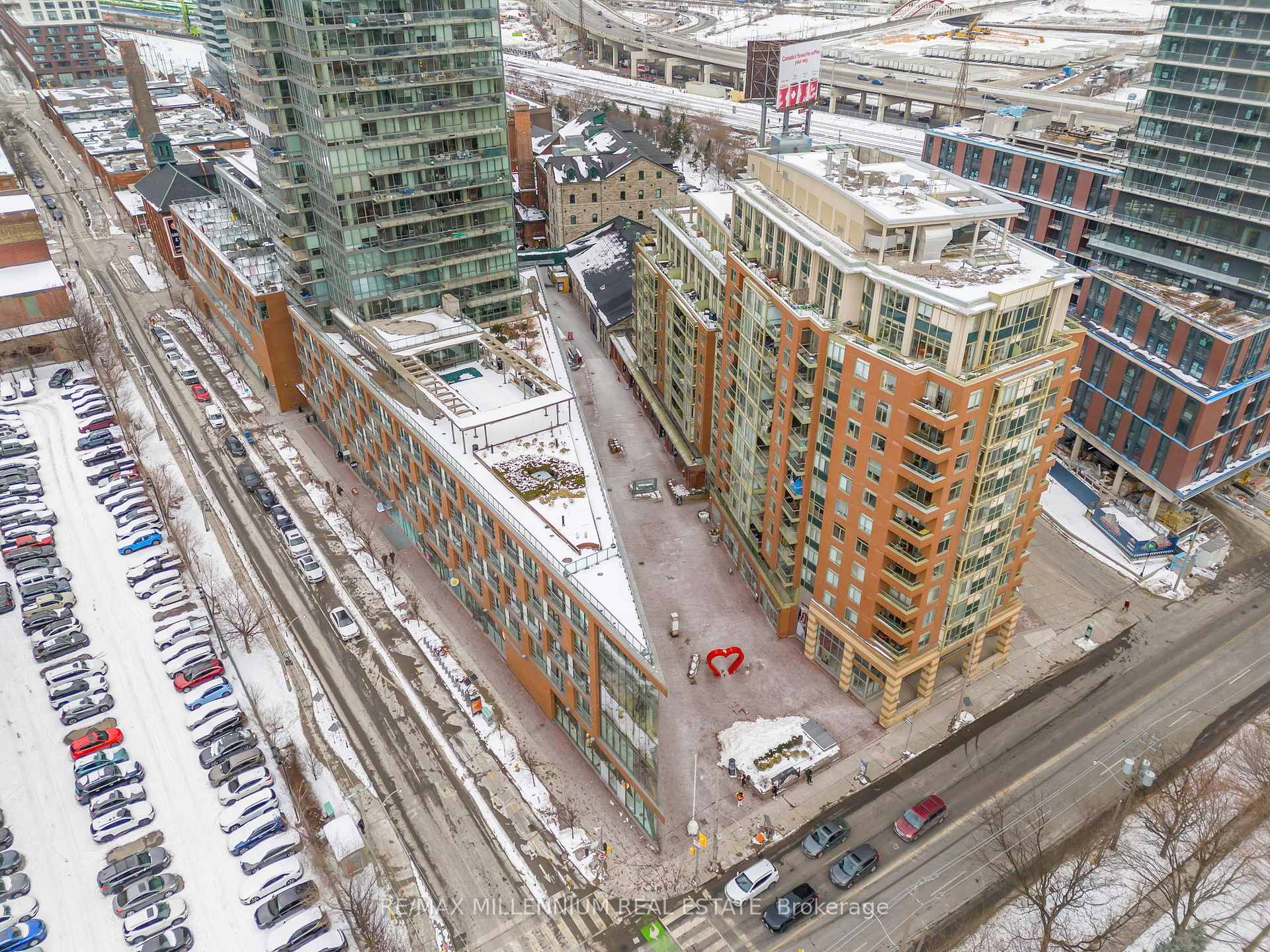 Photo 6 of Unit 501, 33 Mill Street, Toronto, Waterfront Communities — HOMEH