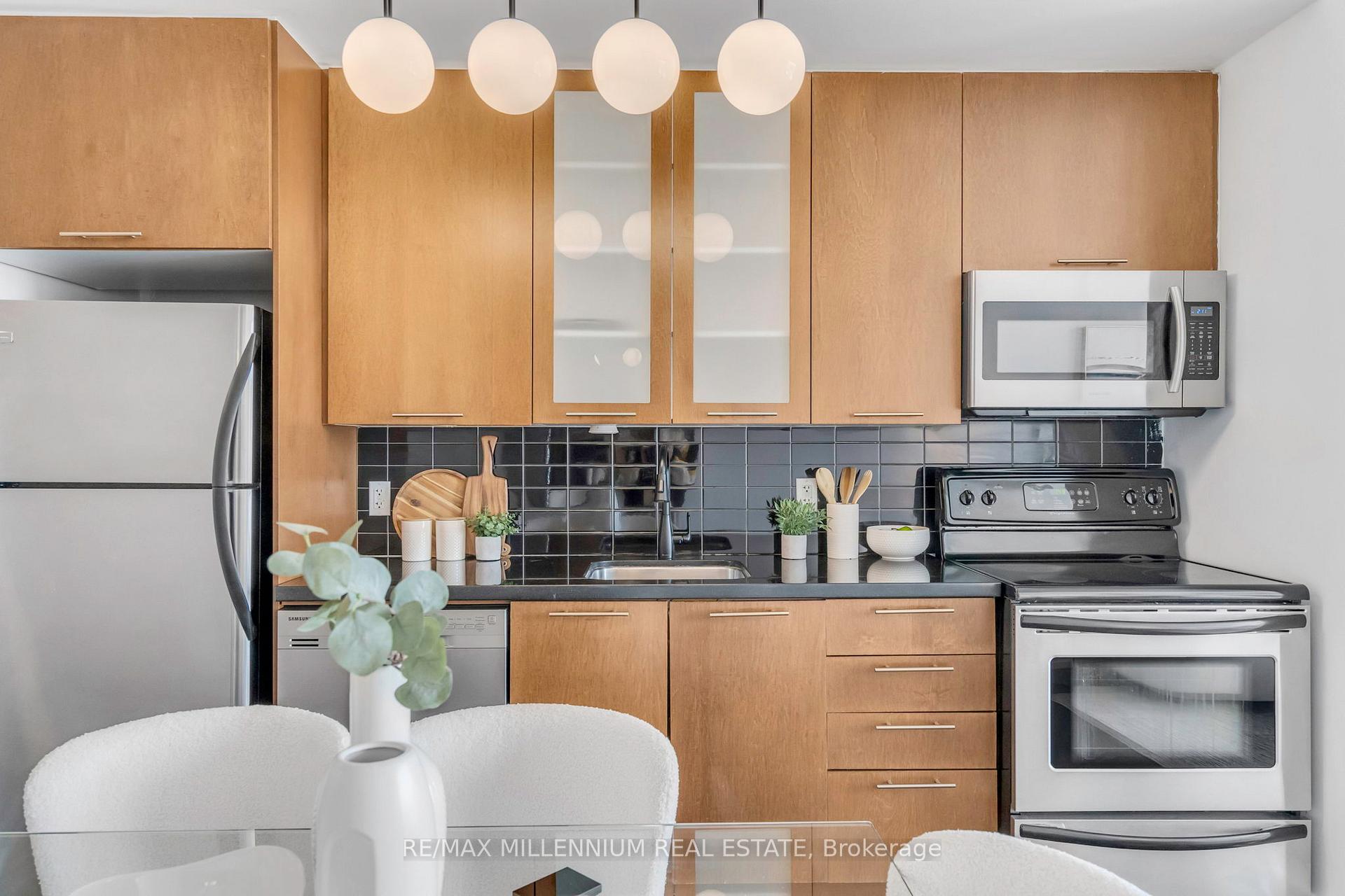 Photo 16 of Unit 501, 33 Mill Street, Toronto, Waterfront Communities — HOMEH