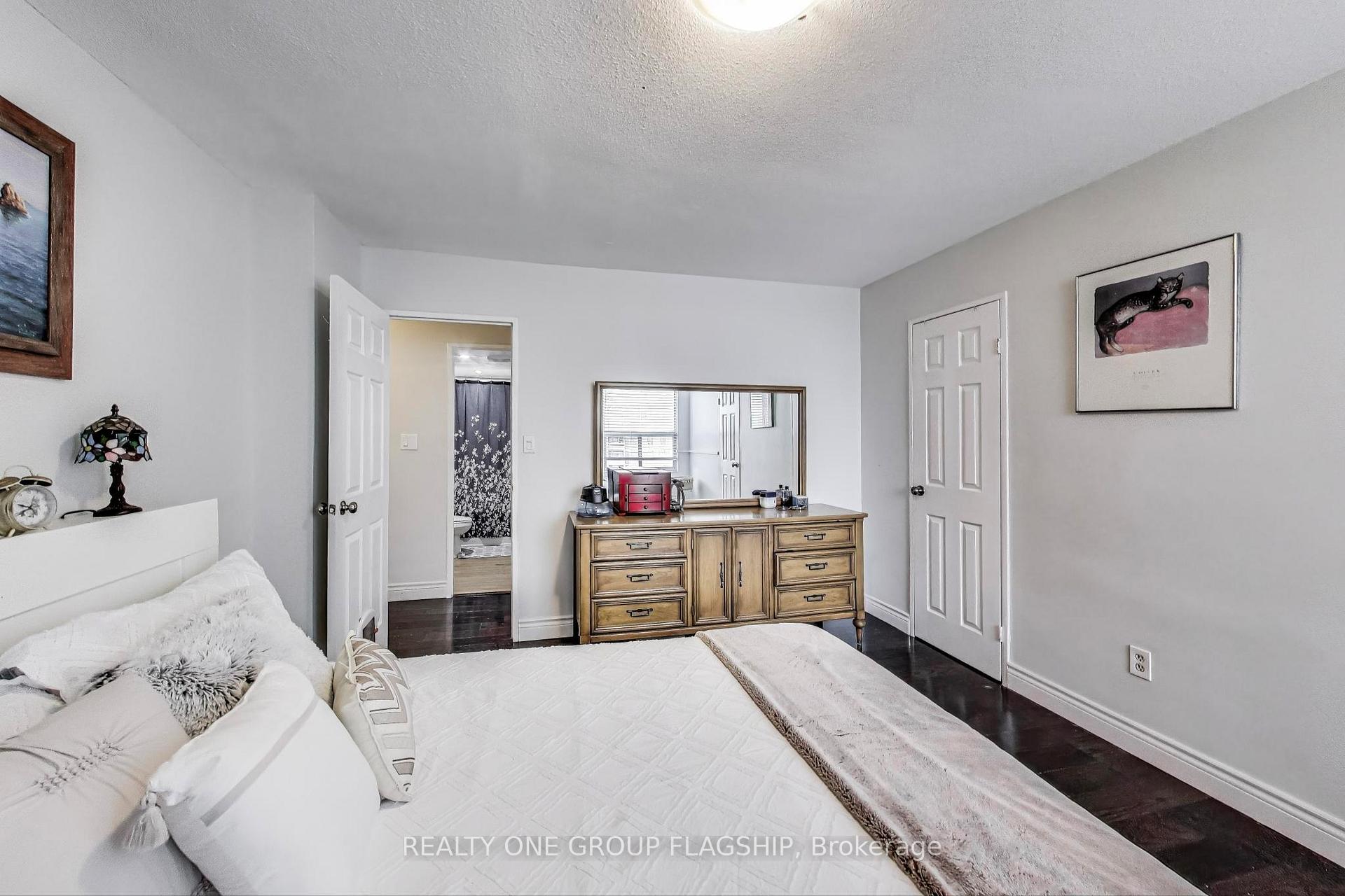 Photo 18 of Unit 1009, 10 Edgecliff Golfway, Toronto, Flemingdon Park — HOMEH