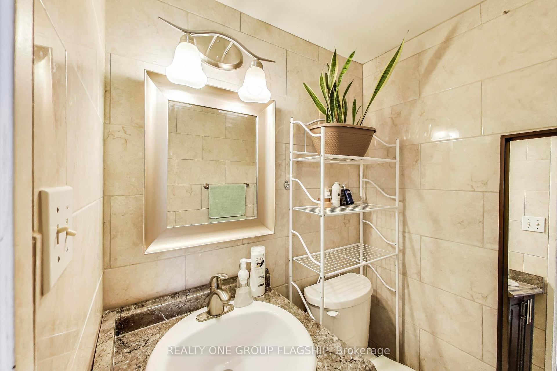 Photo 19 of Unit 1009, 10 Edgecliff Golfway, Toronto, Flemingdon Park — HOMEH