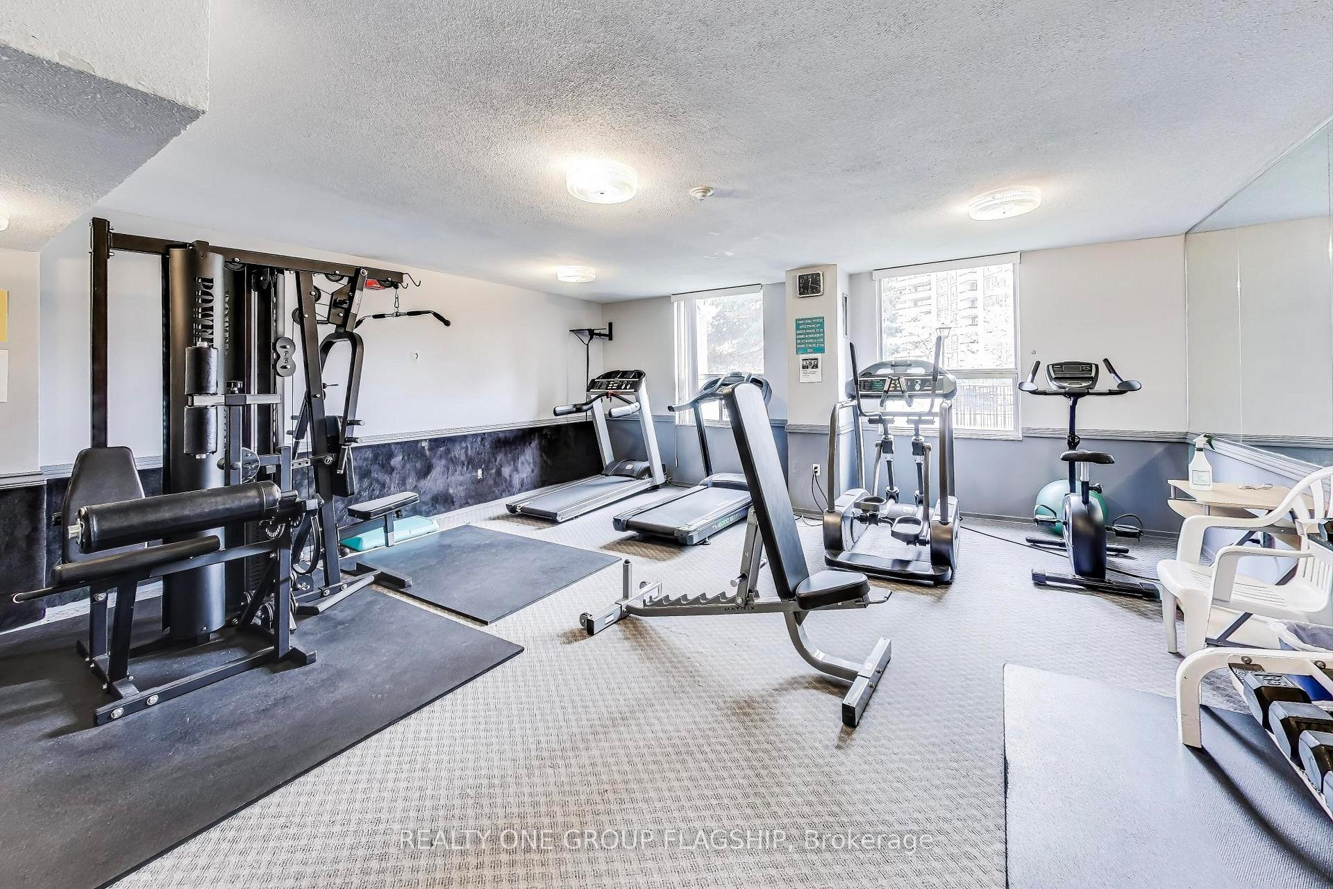 Photo 29 of Unit 1009, 10 Edgecliff Golfway, Toronto, Flemingdon Park — HOMEH