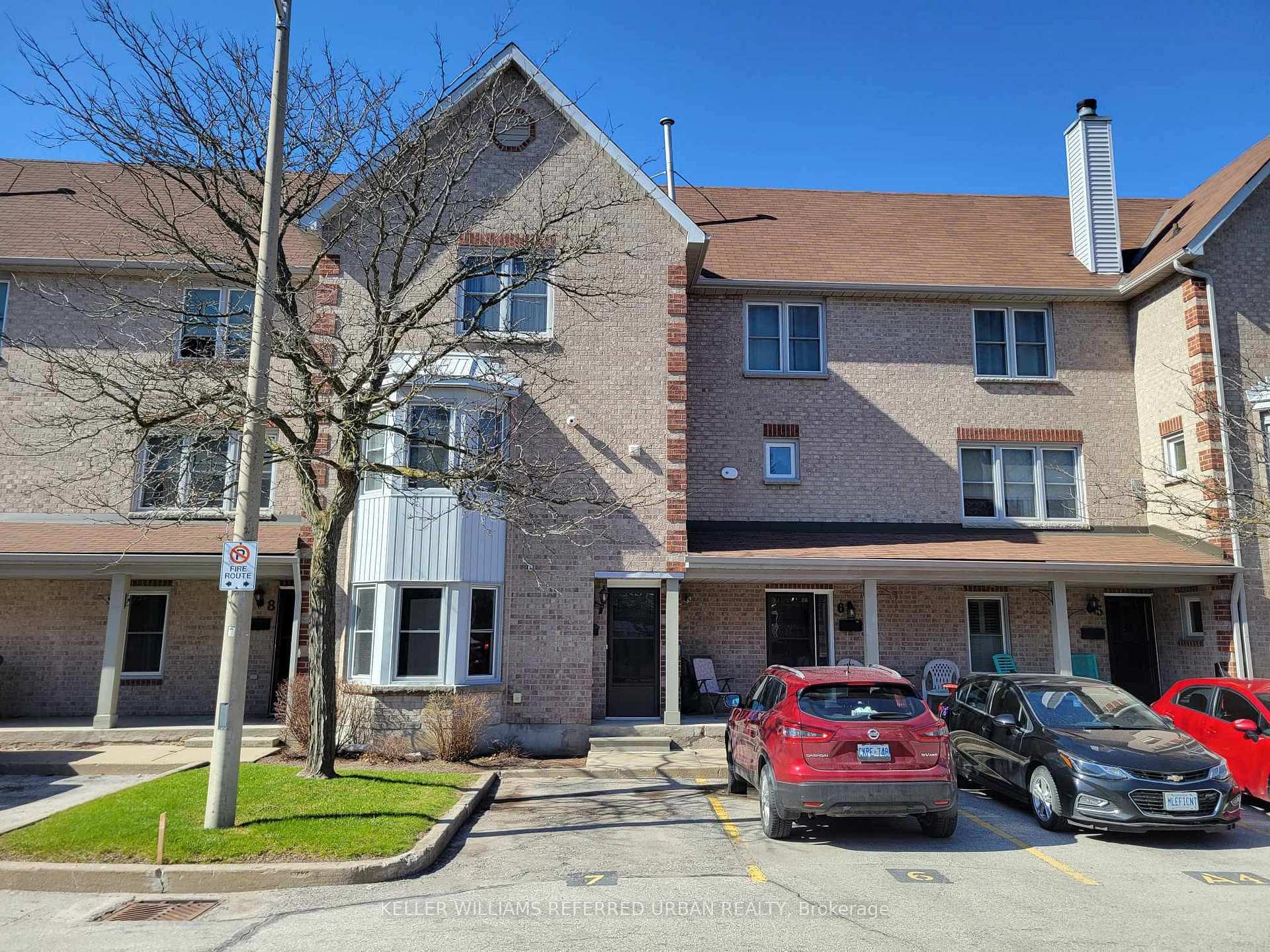 Front of Unit 7, 119 D'ambrosio Drive