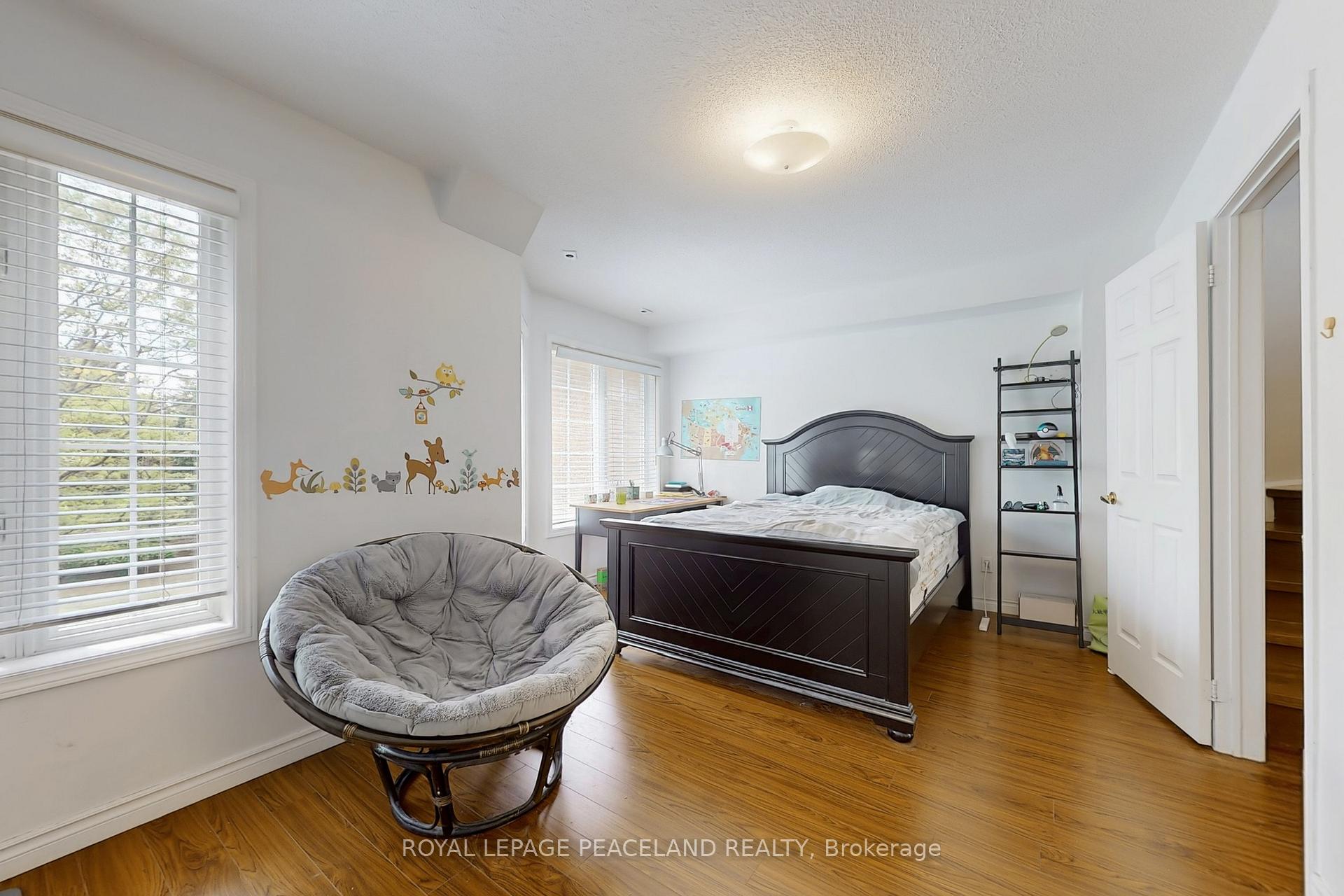 Photo 11 of Unit 3, 15 St Moritz Way, Markham, Unionville — HOMEH