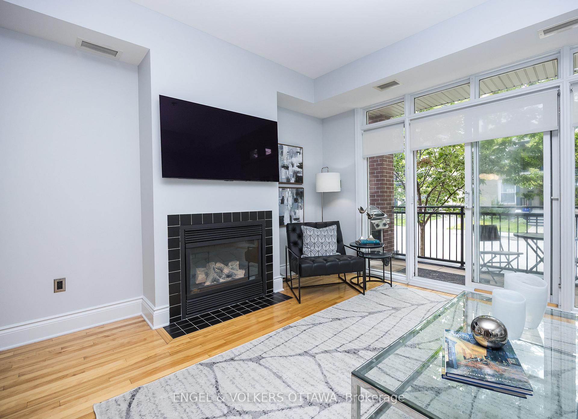 Photo 10 of Unit 105, 400 Mcleod Street, Ottawa, Ottawa Centre — HOMEH