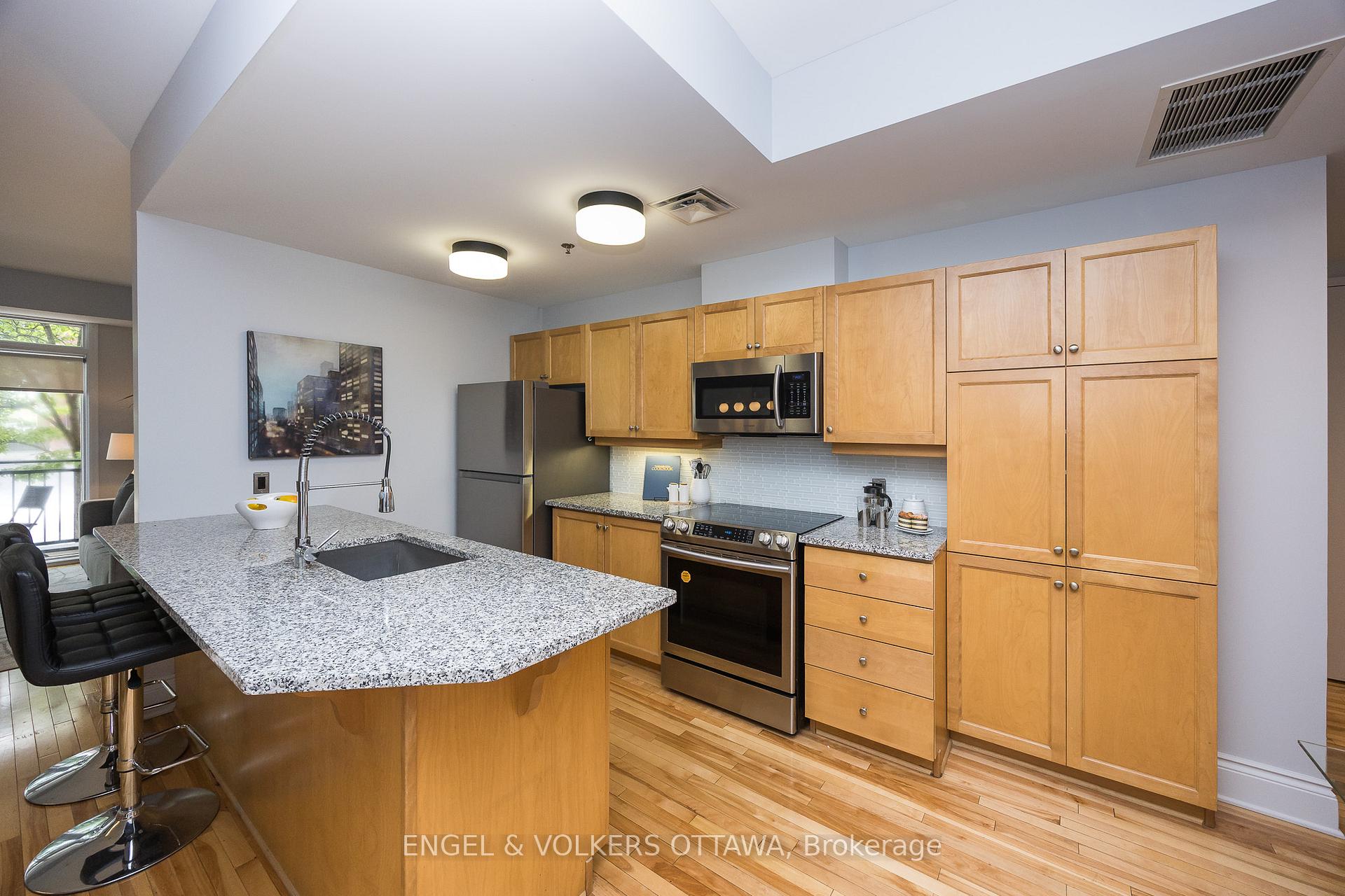 Photo 21 of Unit 105, 400 Mcleod Street, Ottawa, Ottawa Centre — HOMEH
