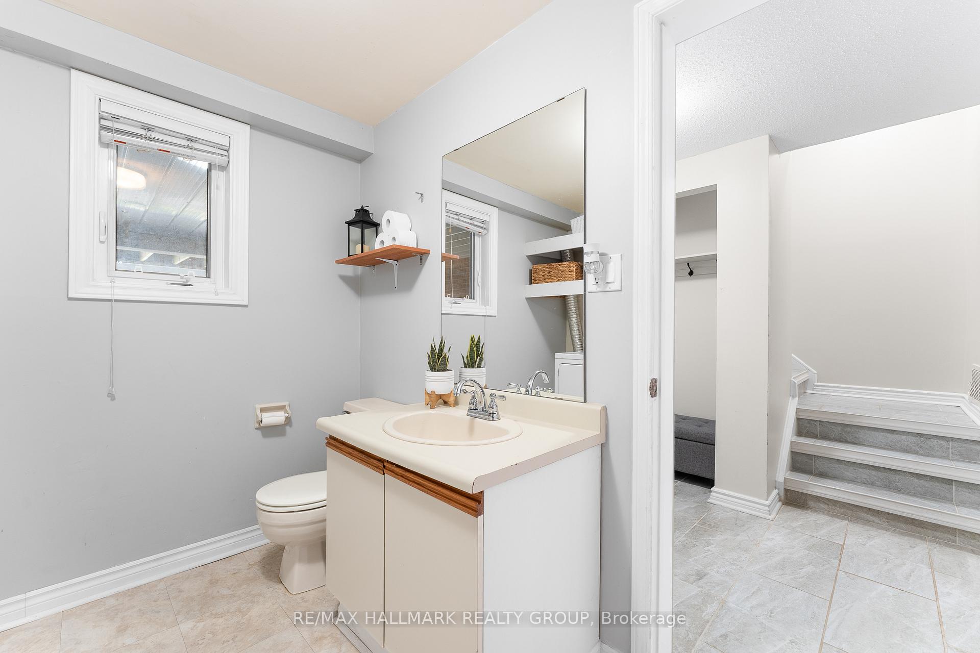 Photo 7 of 1126 Chimney Hill Way, Ottawa, Beacon Hill South — HOMEH