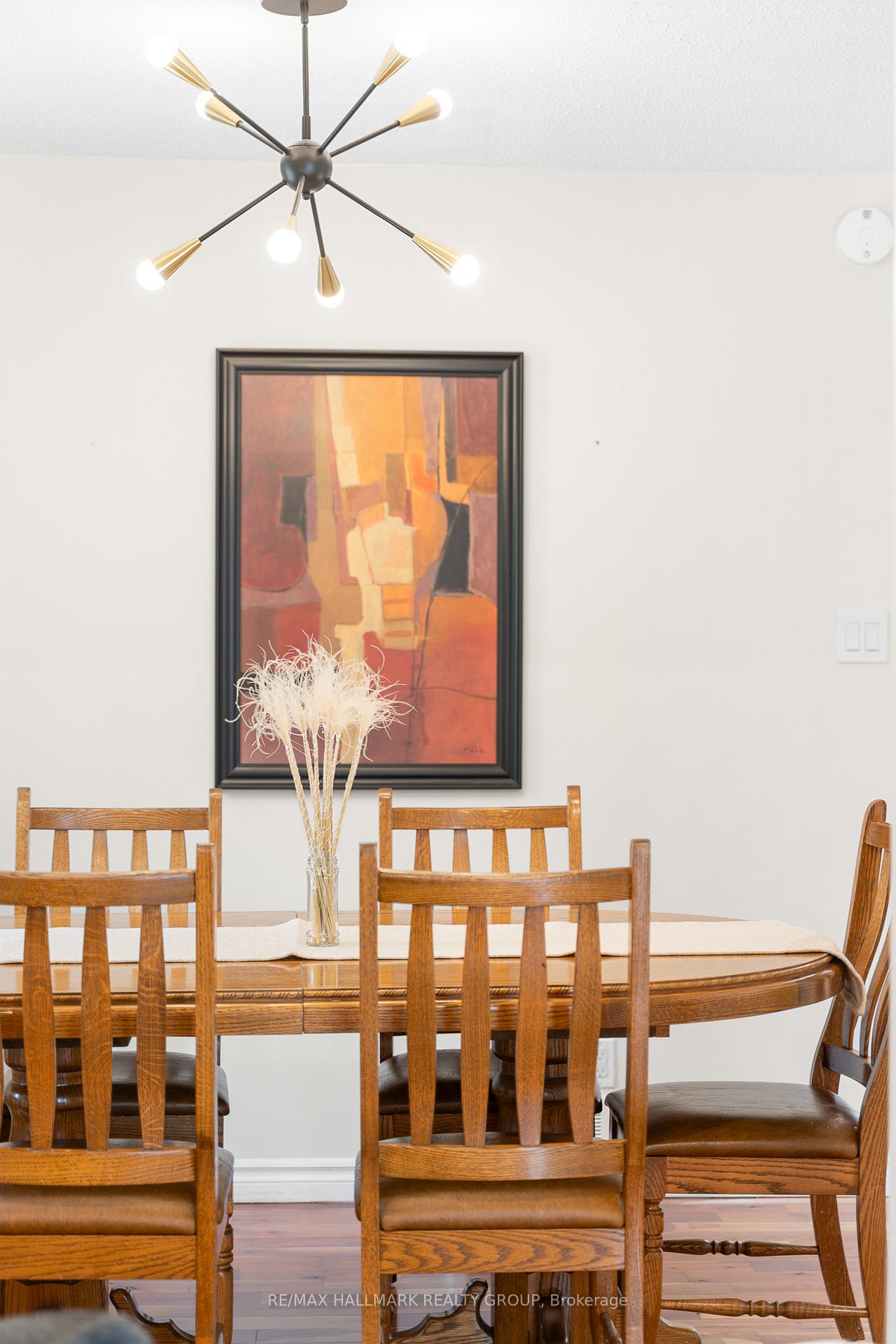 Photo 10 of 1126 Chimney Hill Way, Ottawa, Beacon Hill South — HOMEH