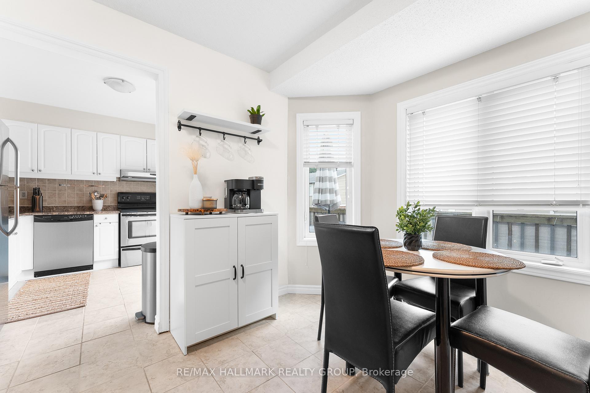 Photo 21 of 1126 Chimney Hill Way, Ottawa, Beacon Hill South — HOMEH