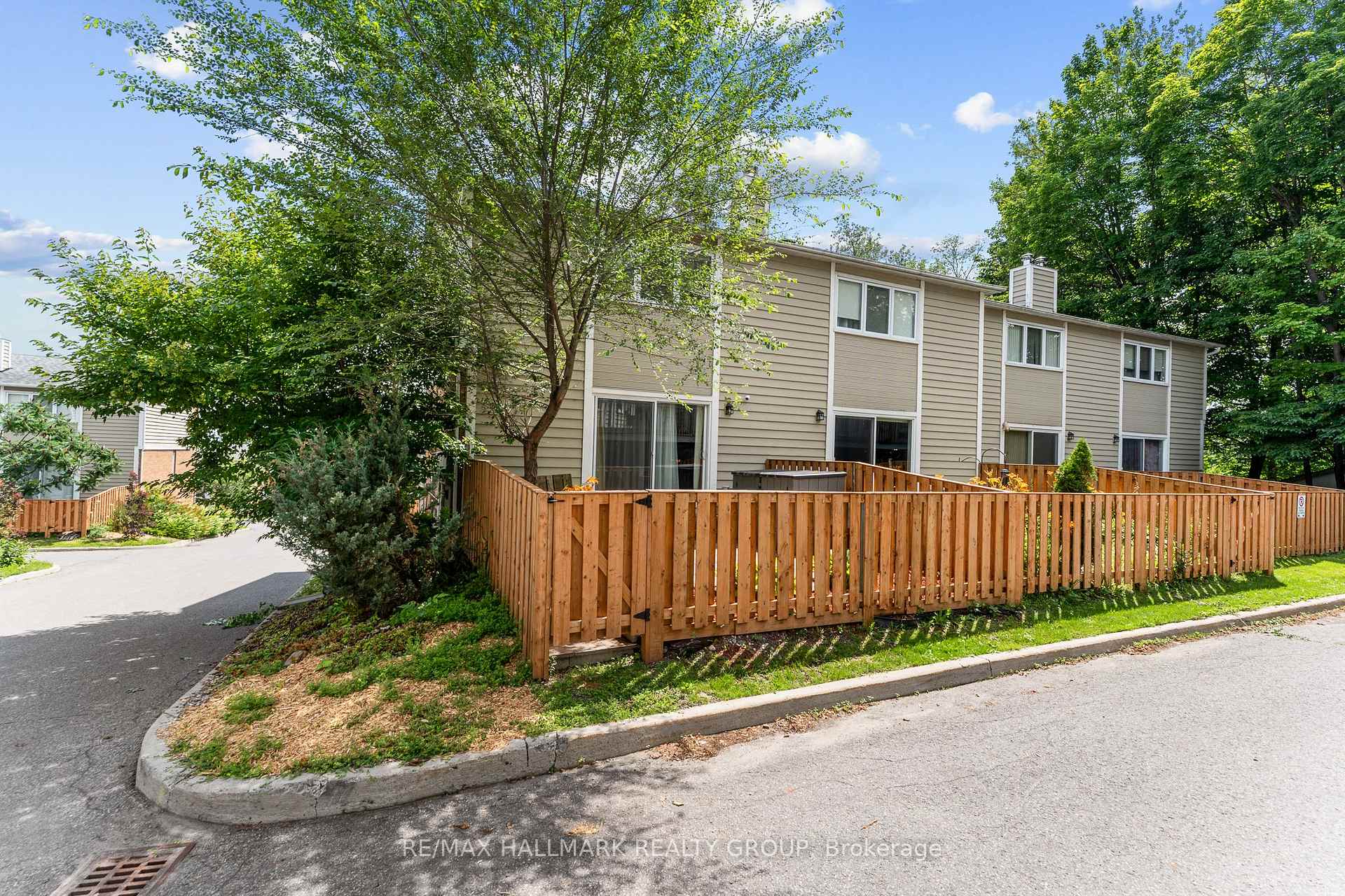 Photo 50 of 1126 Chimney Hill Way, Ottawa, Beacon Hill South — HOMEH